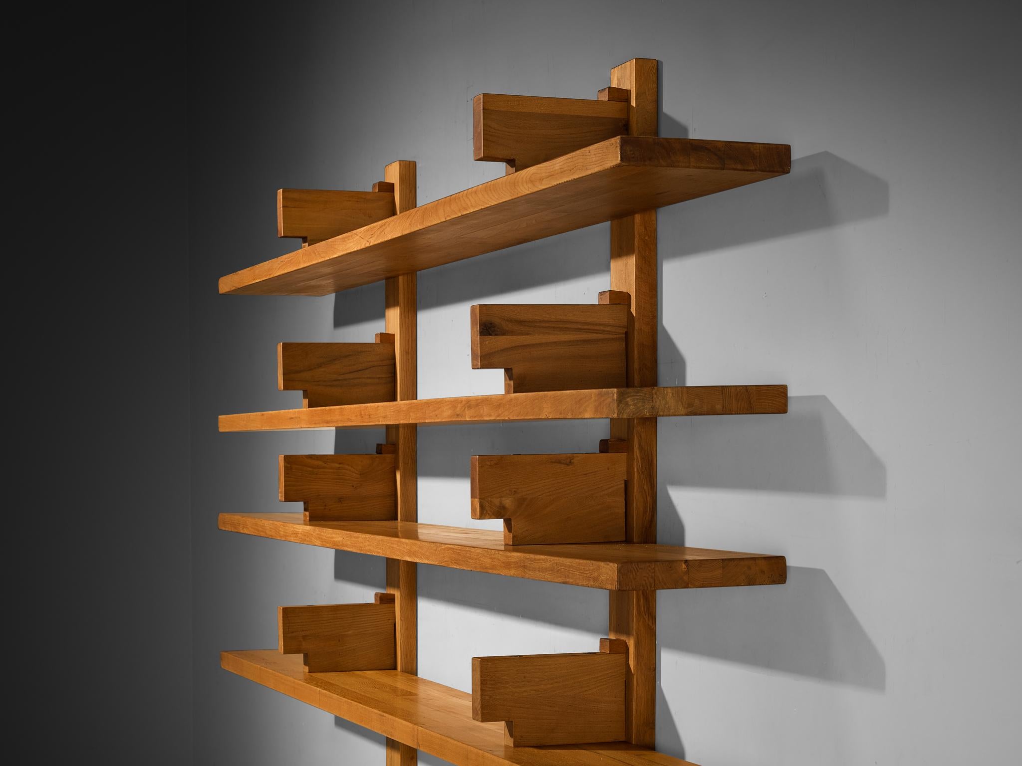 Mid-Century Modern Early Pierre Chapo 'B17C' Bibliothèque in Solid Elm 284 cm / 111.81 in.