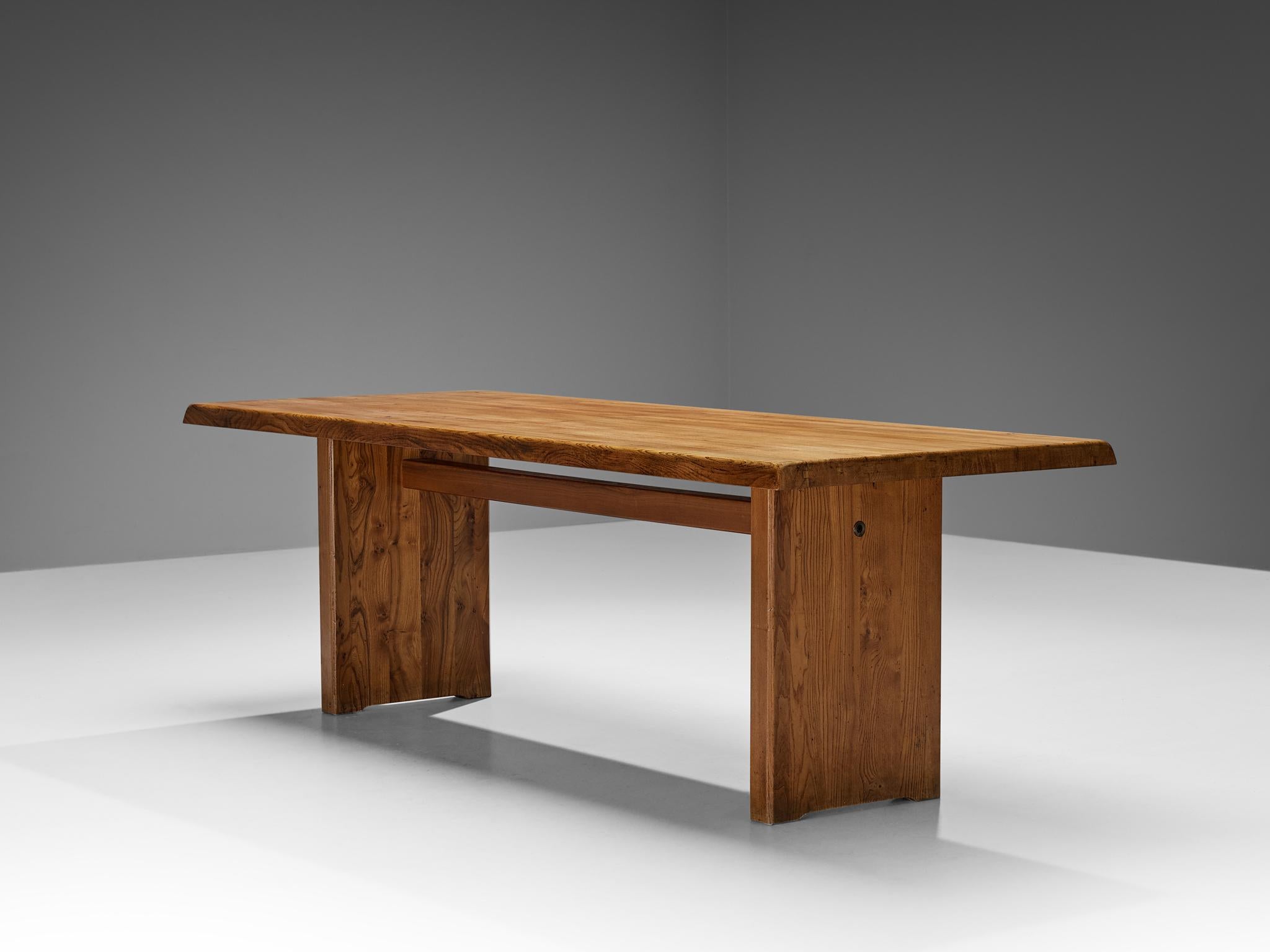 Early Pierre Chapo Dining Table Model 'T14D' in Solid Elm  In Good Condition In Waalwijk, NL