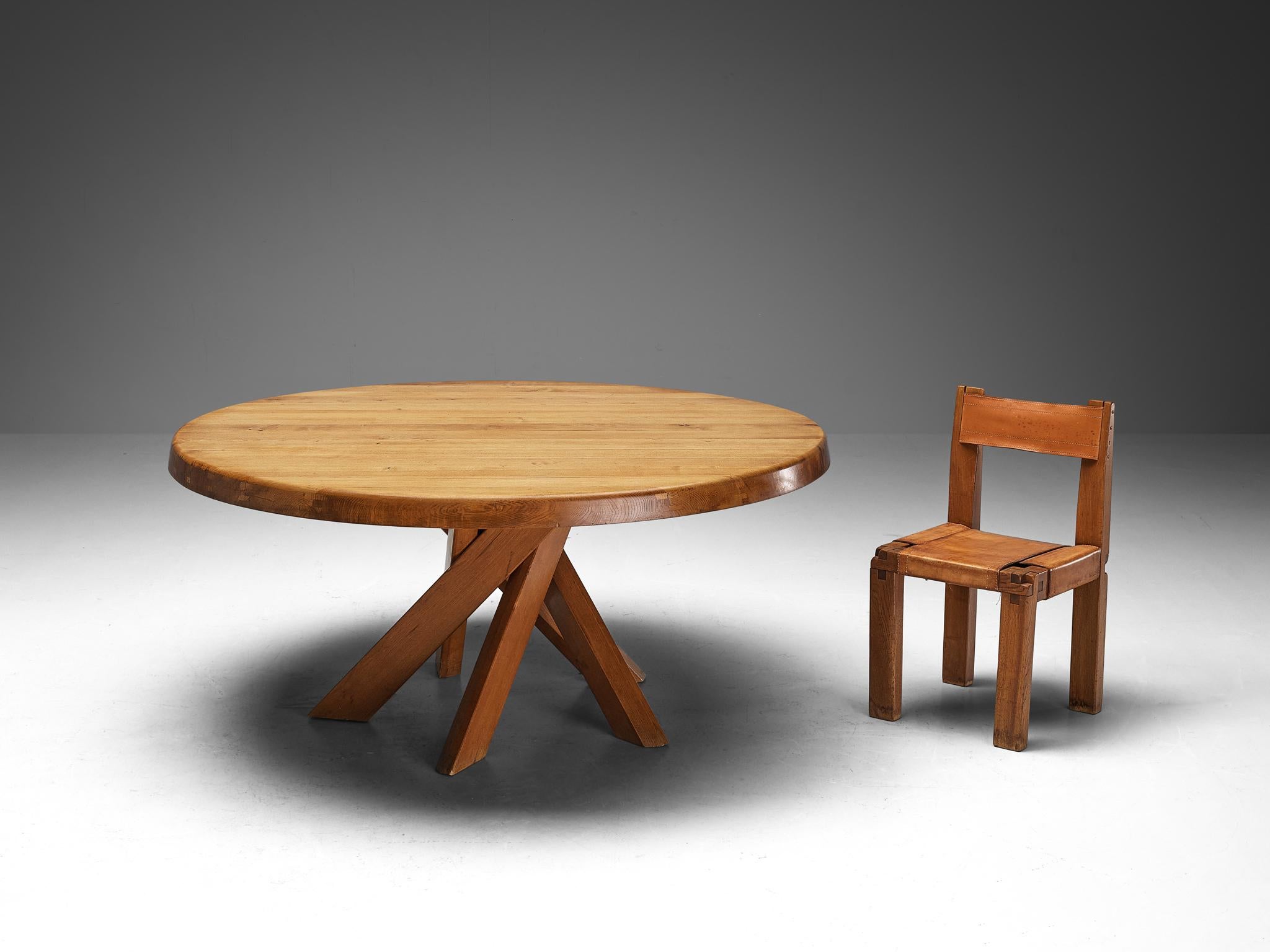Cuir Table de salle à manger T21E et huit chaises de salle à manger S11 160cm/62.99in Early Pierre Chapo Dining Table T21E and Eight S11 Dining Chairs 160cm/62.99in. en vente