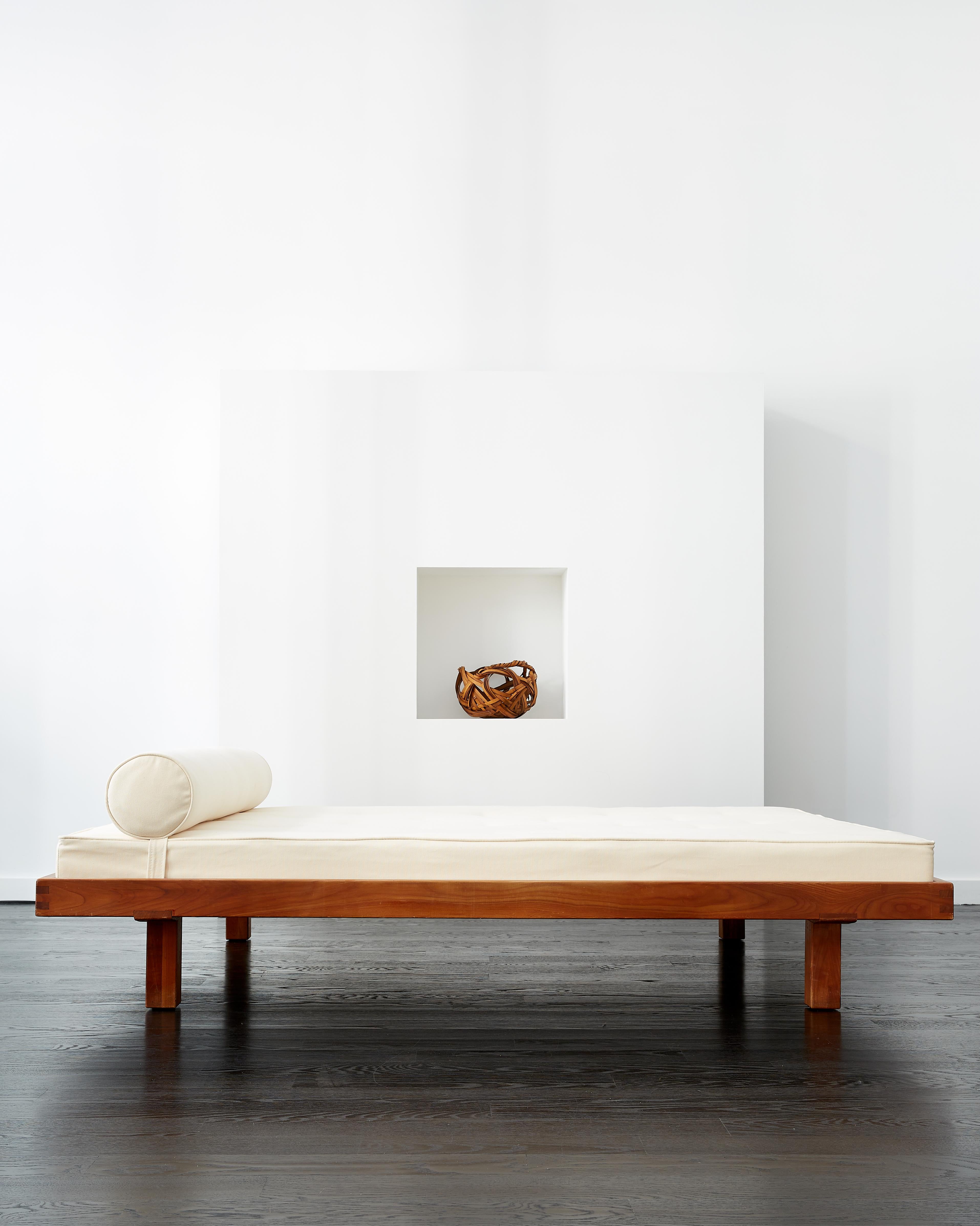 Antiguo sofá-cama Pierre Chapo Doble Godot con patas cuadradas c. 1960 Moderno de mediados de siglo en venta