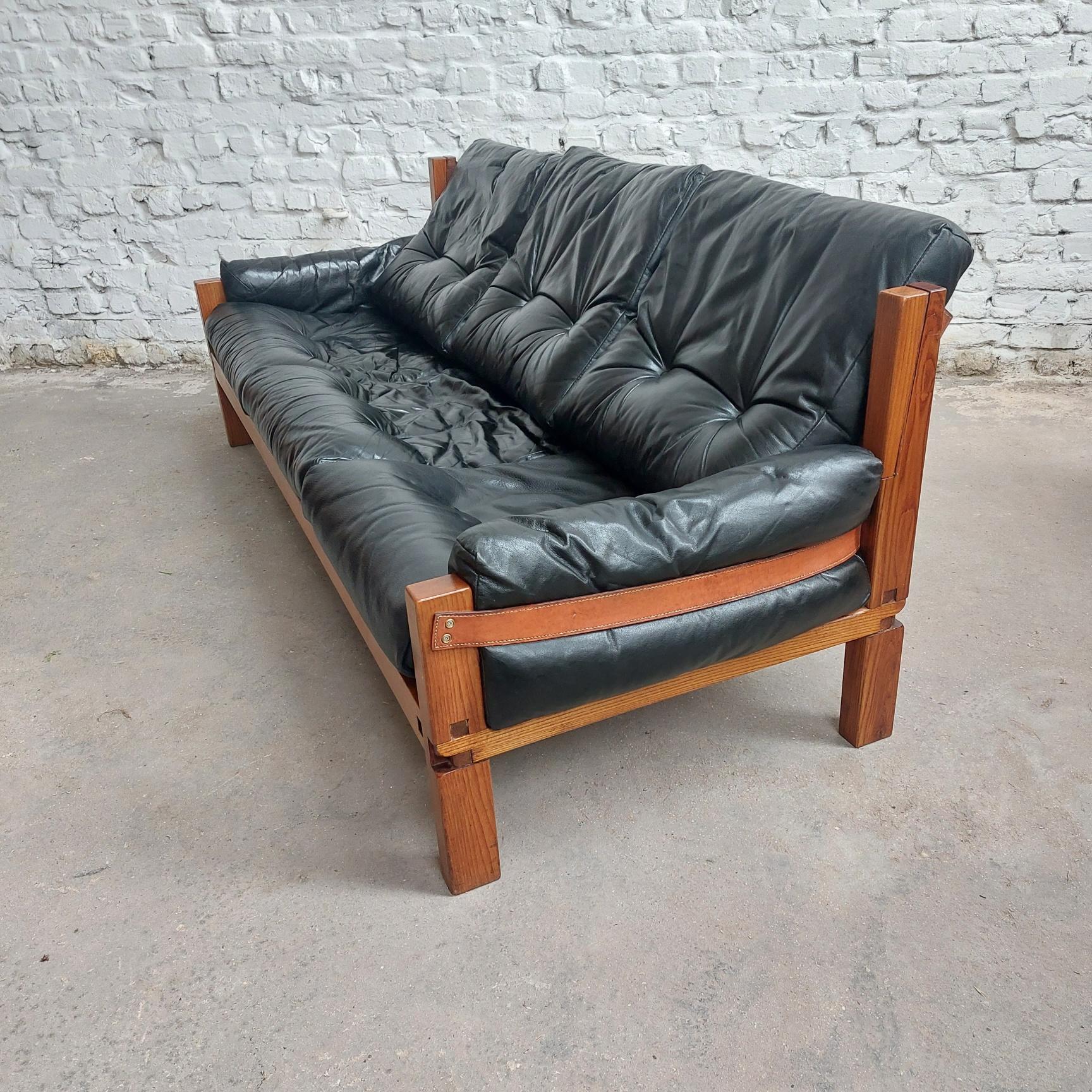 Frühes Pierre Chapo S32  3-Sitzer-Sofa aus schwarzem Leder und Ulmenholz, 1970er Jahre, Frankreich im Angebot 13