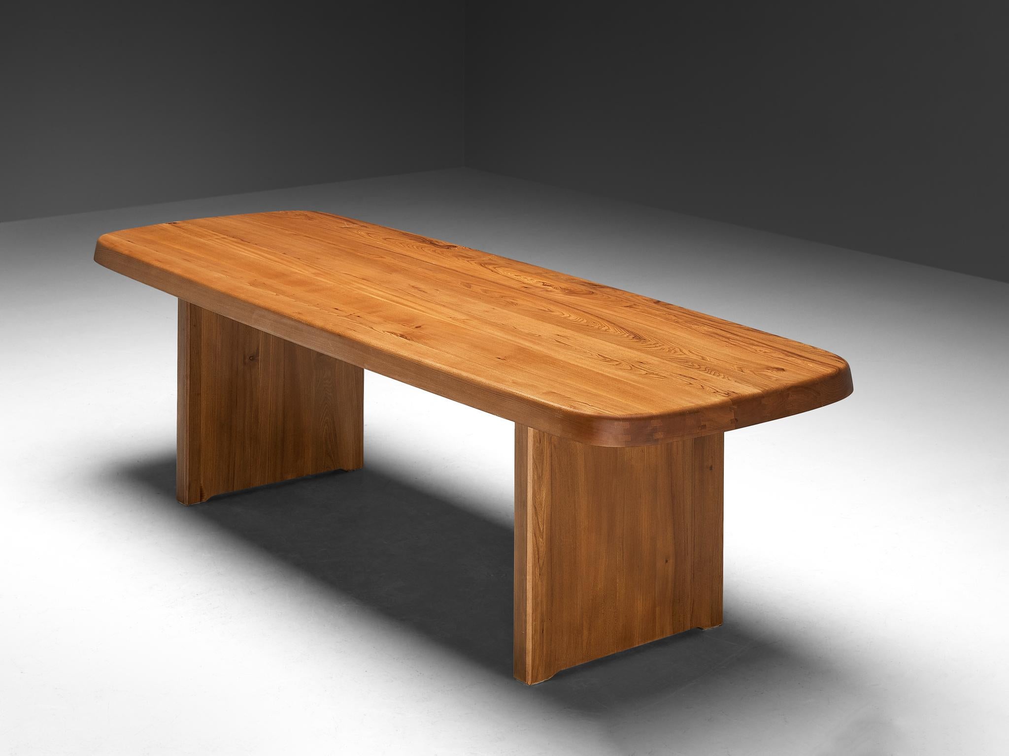 Early Pierre Chapo 'T20A' Dining Table in Solid Elm In Good Condition In Waalwijk, NL
