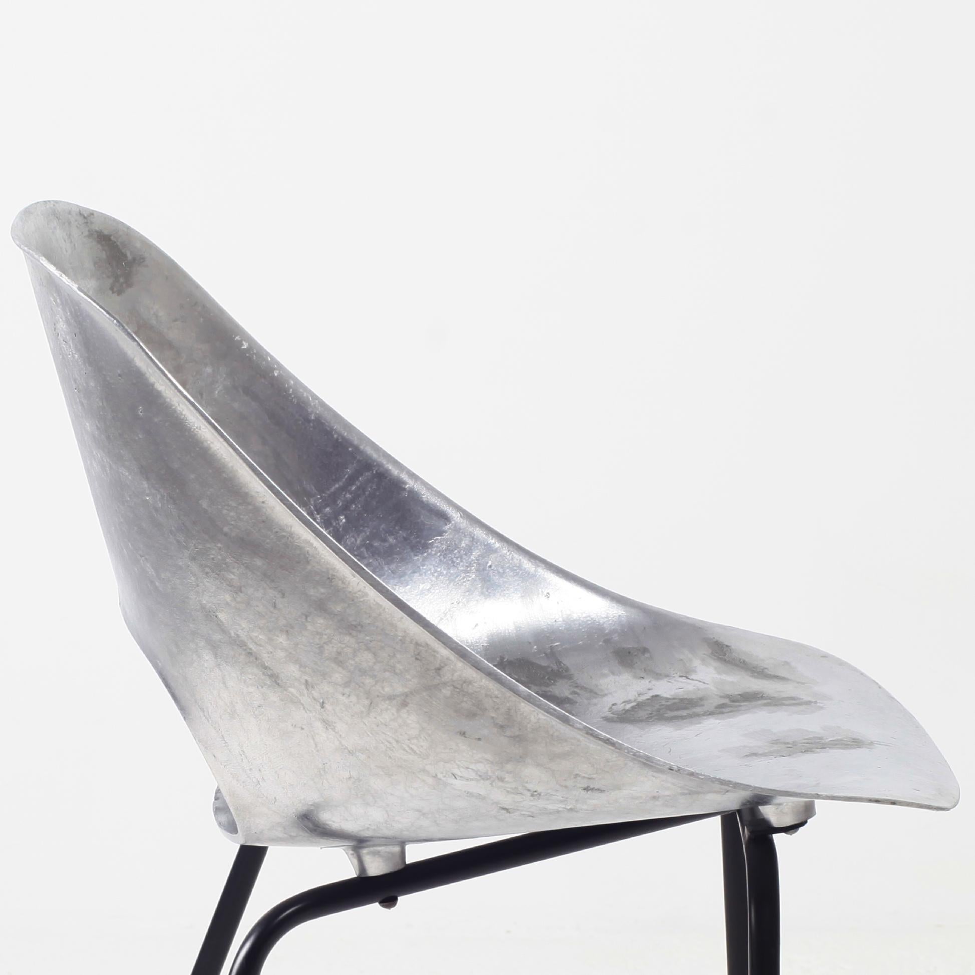 Early Pierre Guariche Aluminium Tulip Chair For Steiner, France, 1950 4