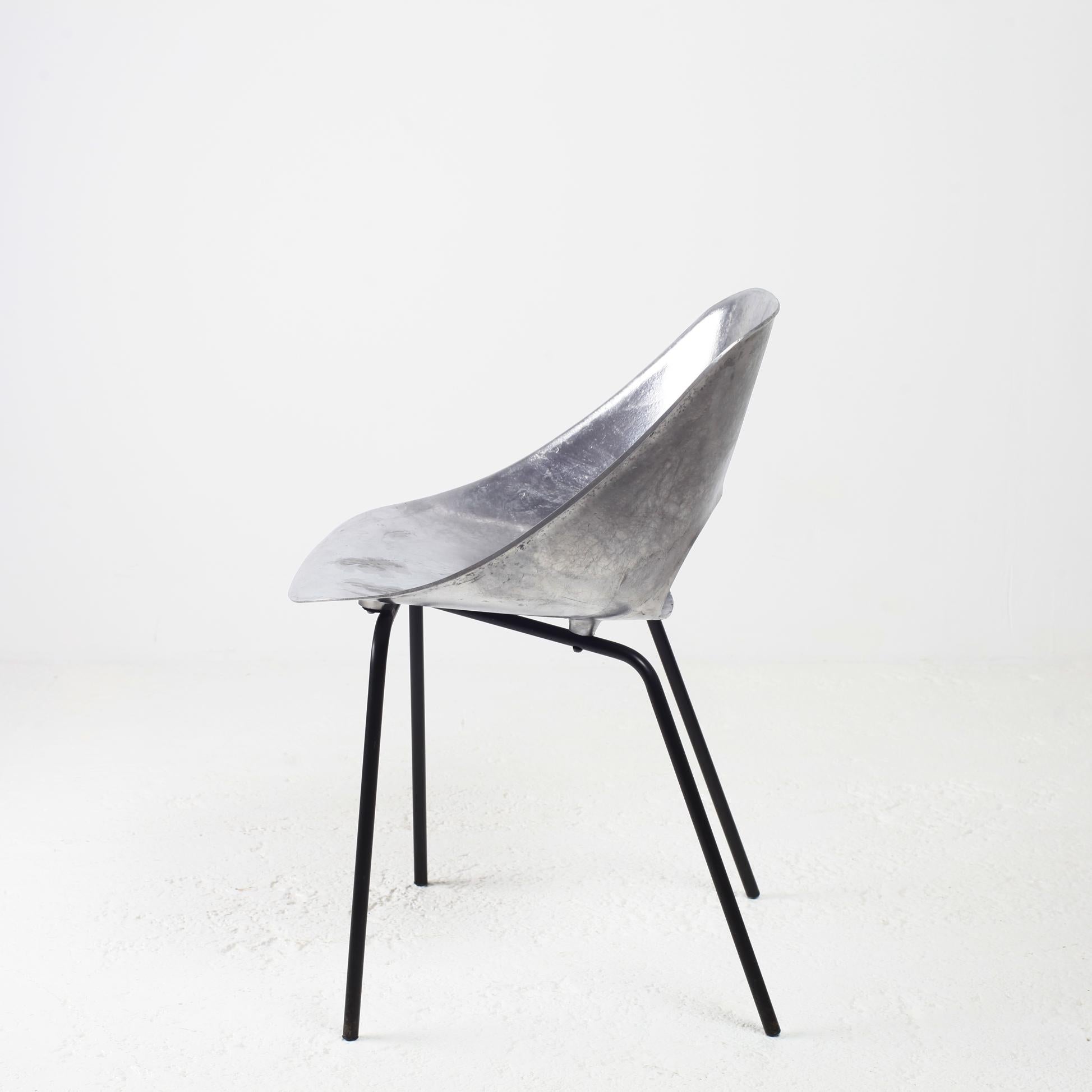 Mid-Century Modern Early Pierre Guariche Aluminium Tulip Chair For Steiner, France, 1950