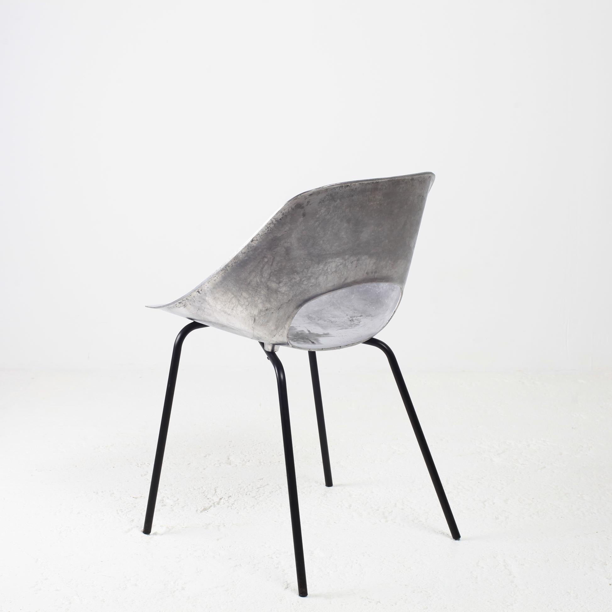 French Early Pierre Guariche Aluminium Tulip Chair For Steiner, France, 1950