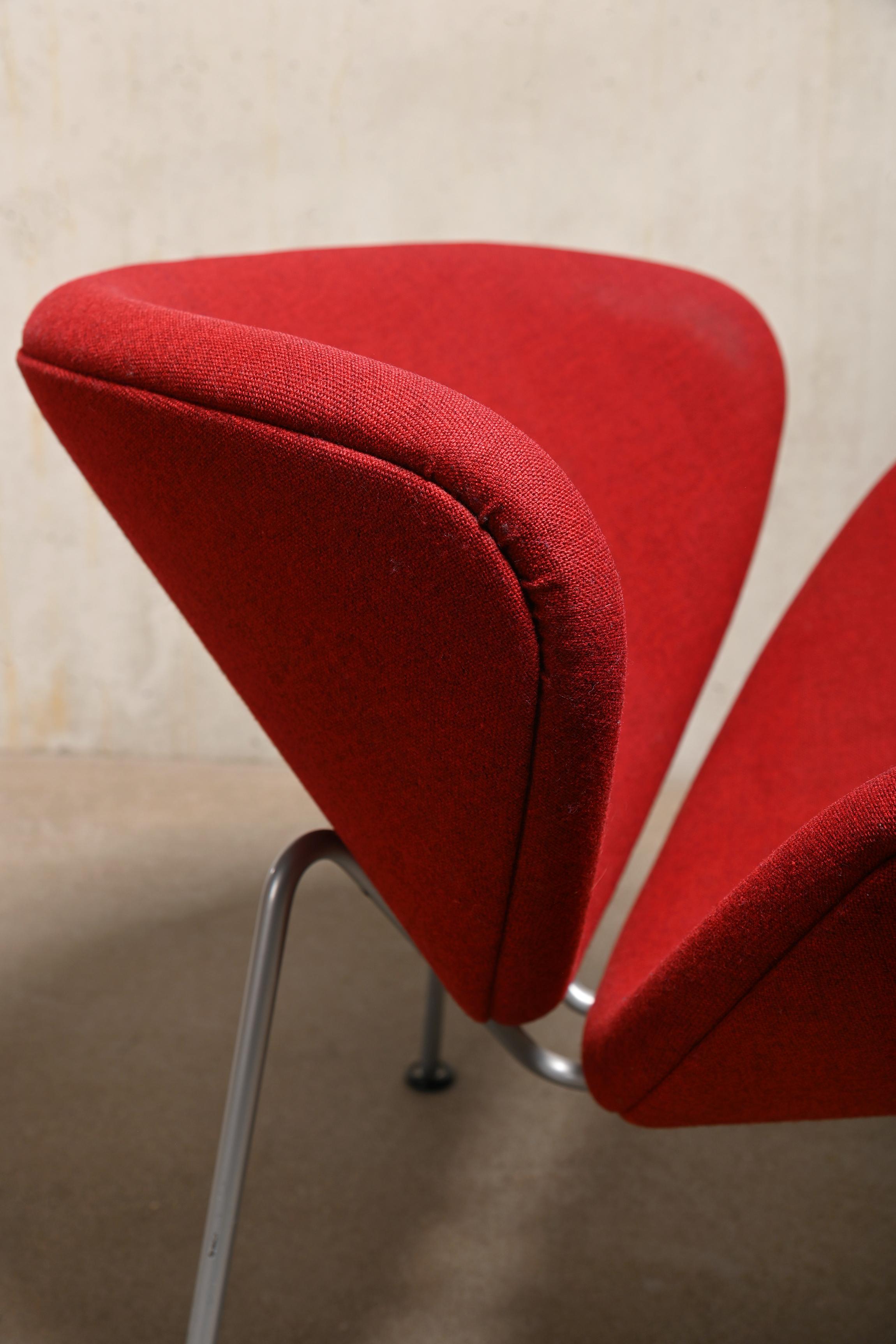 Early Pierre Paulin 'Orange Slice' Chair in Red Fabric by Artifort, Netherlands For Sale 7