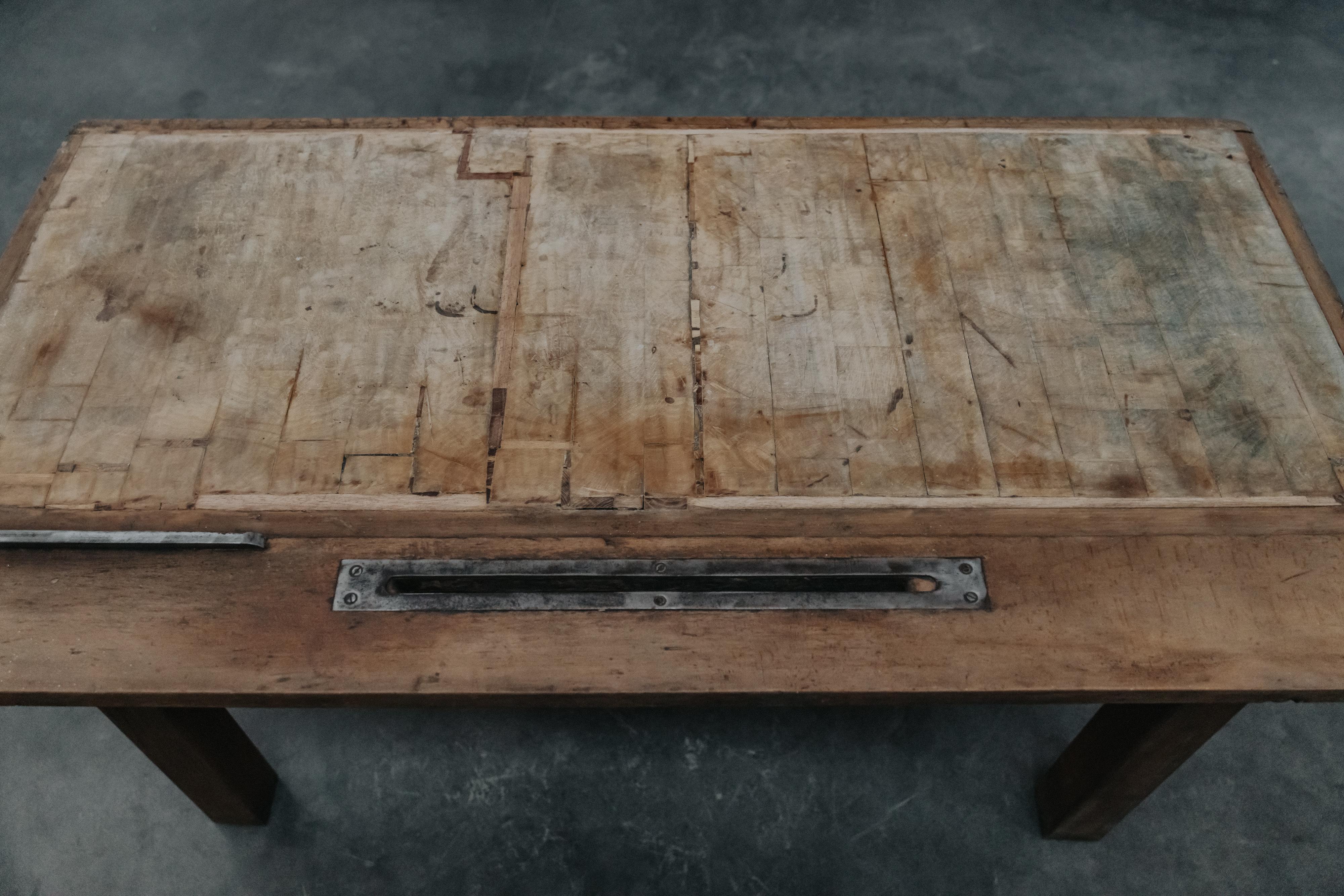 Early 20th Century Early Pine Bakery Table From France, Circa 1920 For Sale