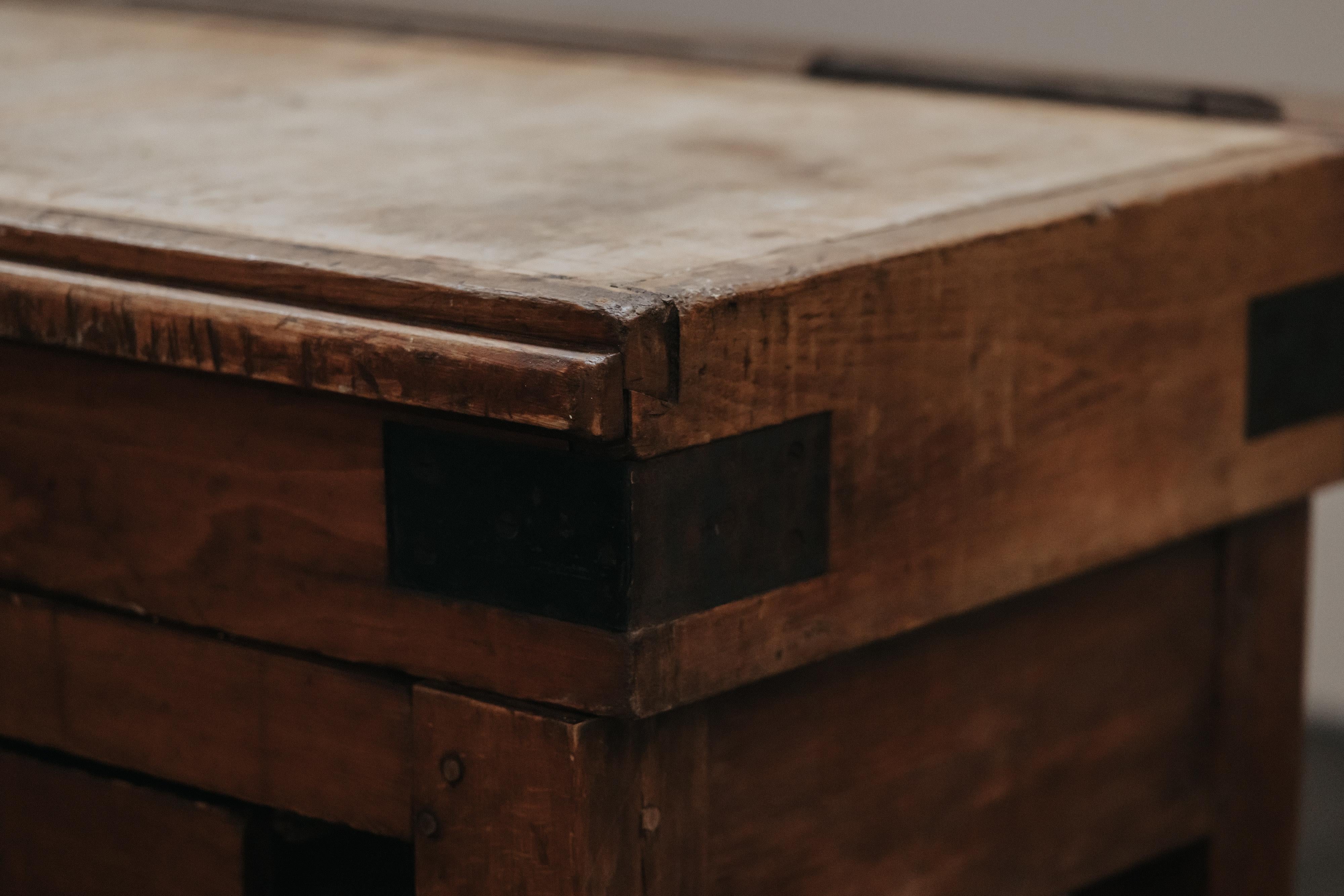 Early Pine Bakery Table From France, Circa 1920 For Sale 3
