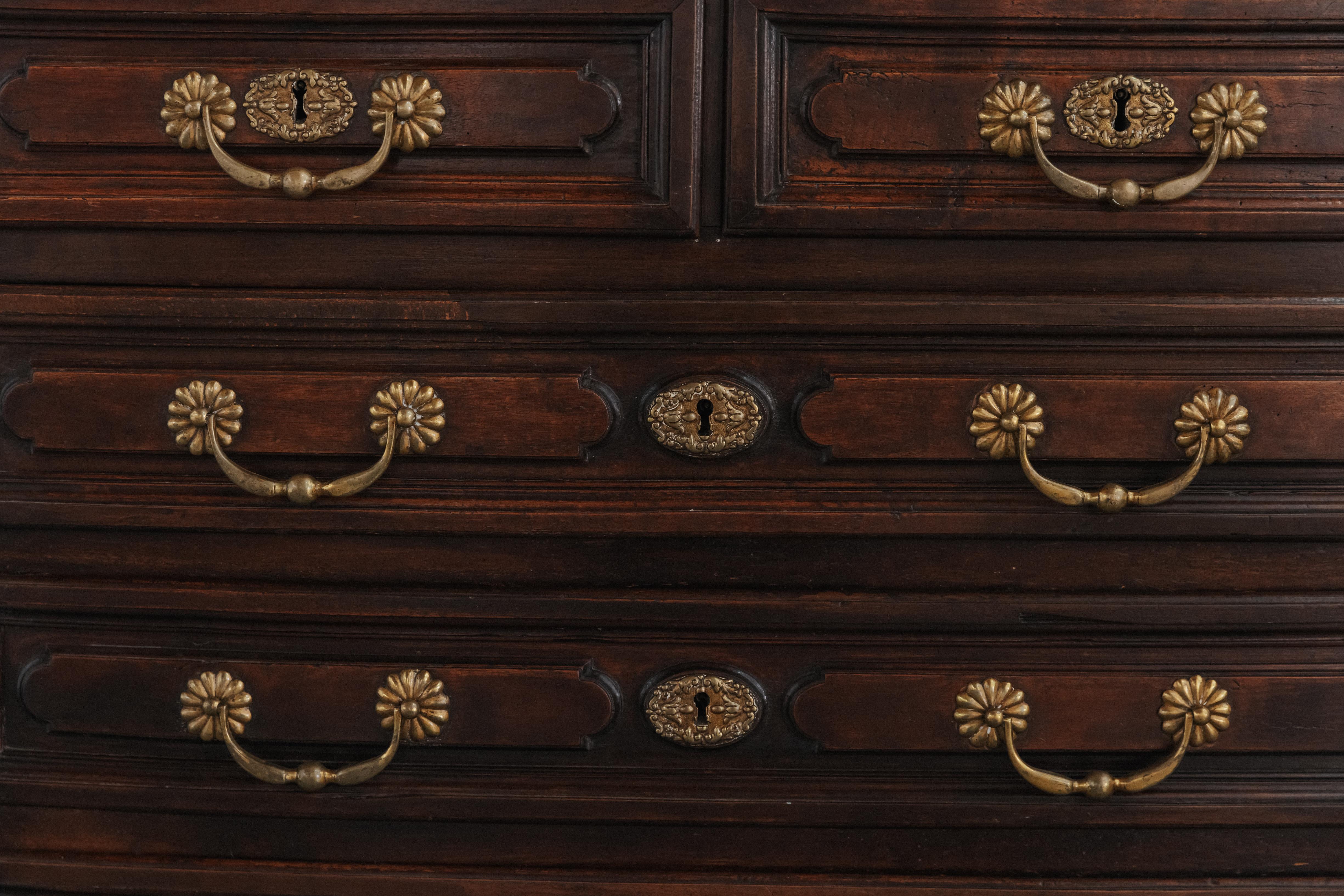 Europeo Cassettiera in legno di pino proveniente dalla Francia, CIRCA 1850 in vendita