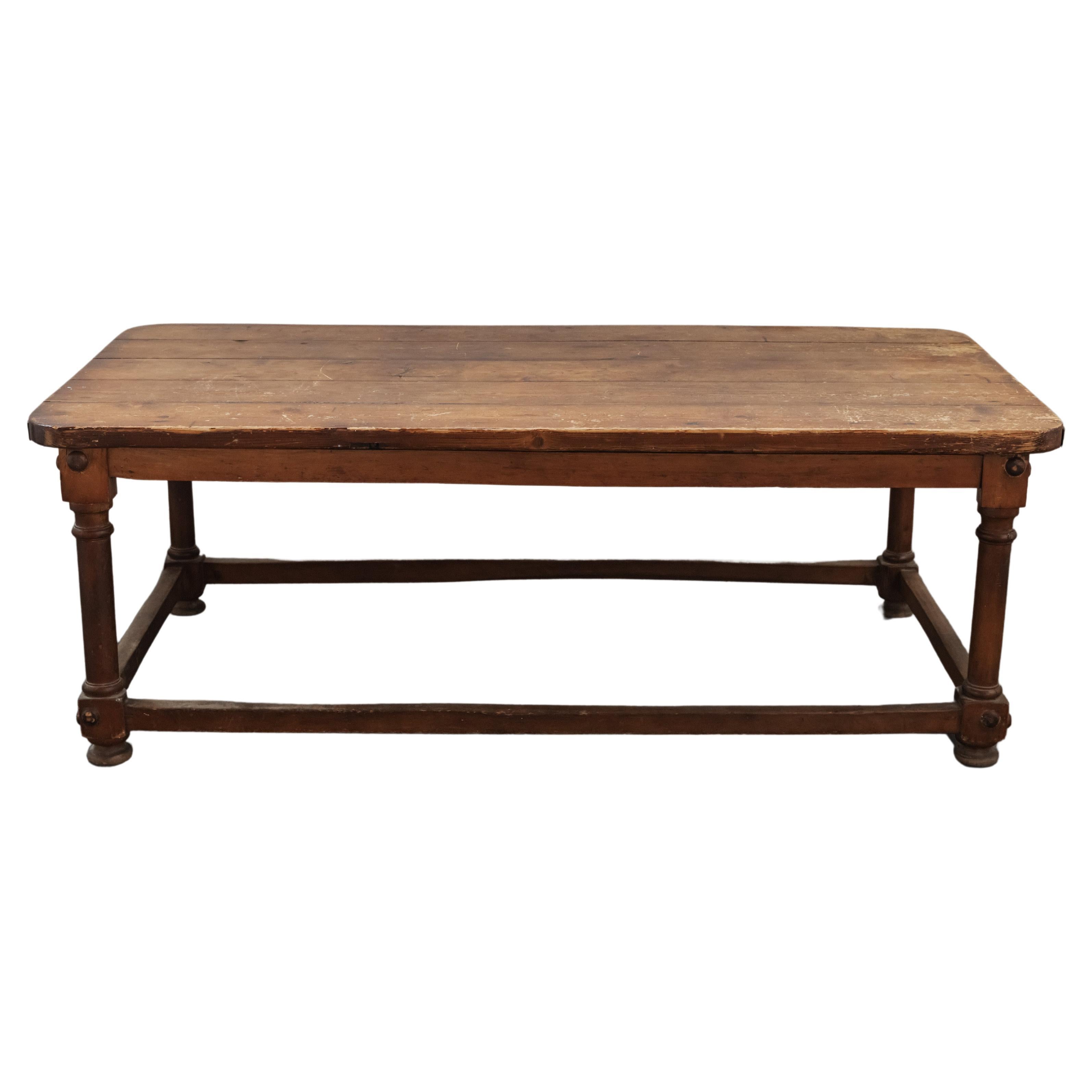 Früher Kitchen Prep-Tisch aus Kiefernholz aus Frankreich, um 1900 im Angebot