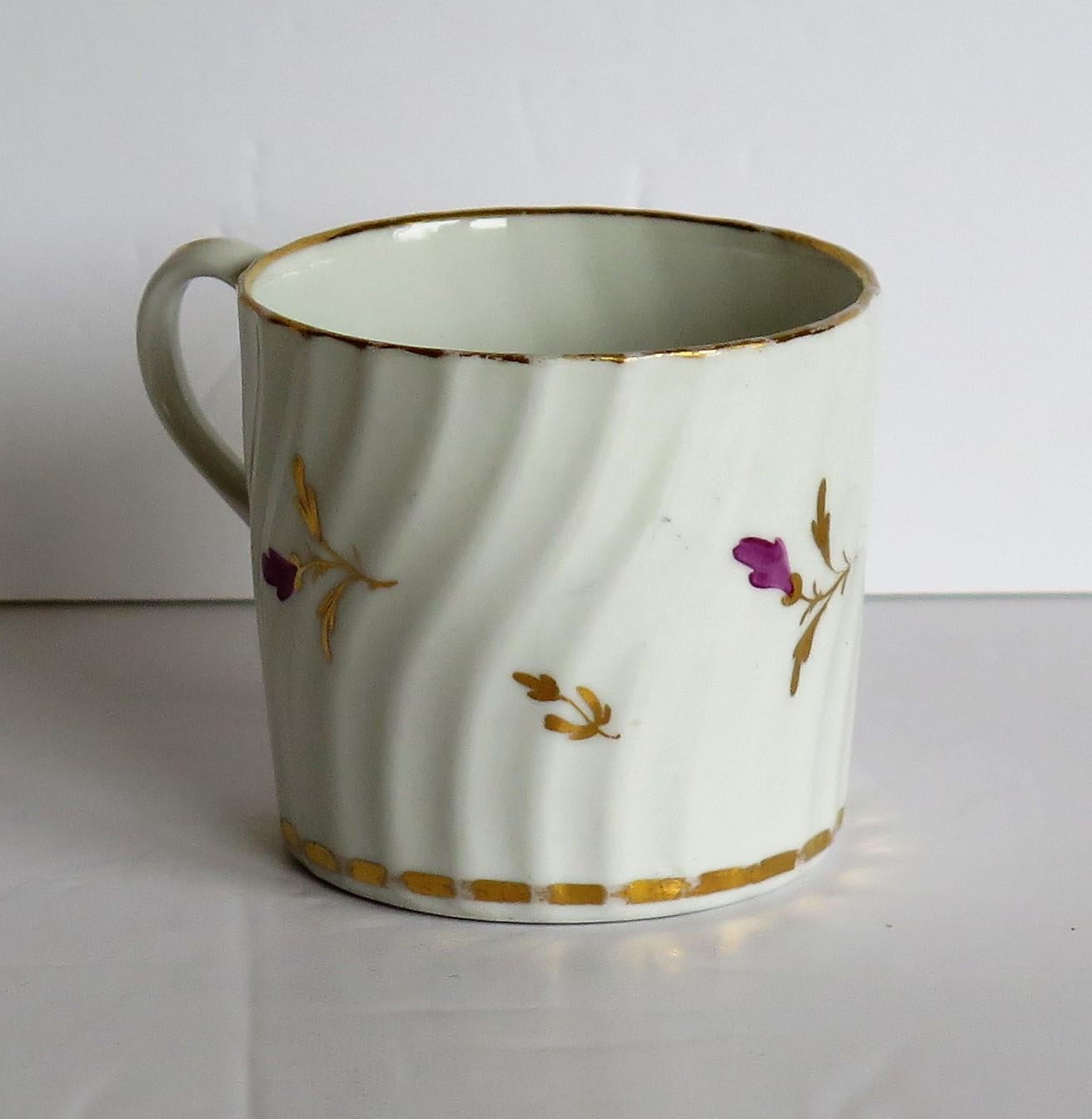 English Early Porcelain Coffee Can Possibly Grainger Hand Painted and Gilded, circa 1800