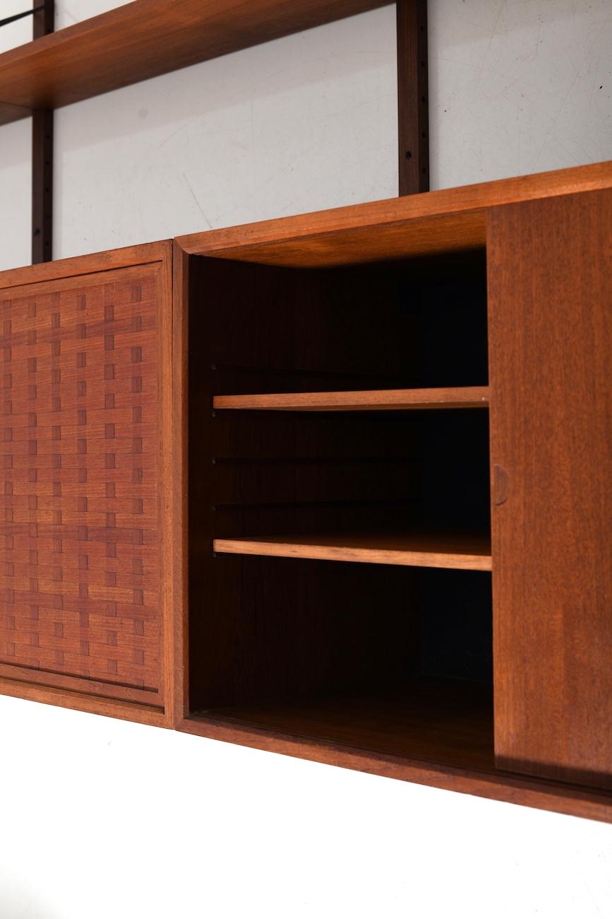 Early Poul Cadovius Royal System in Teak 1960s For Sale 5