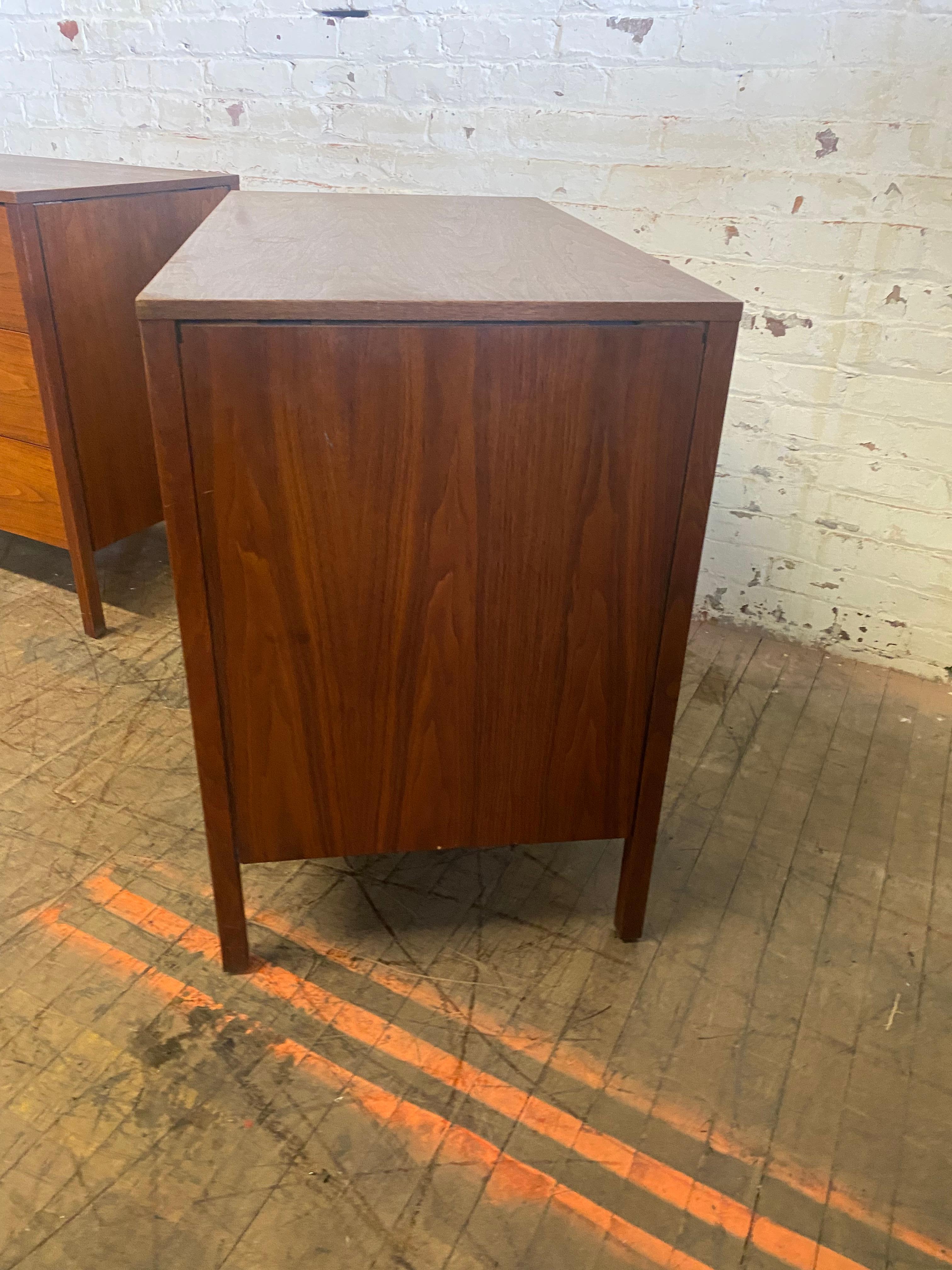 Early Production 3 Drawer Chests Designed by Florence Knoll / Knoll In Good Condition In Buffalo, NY
