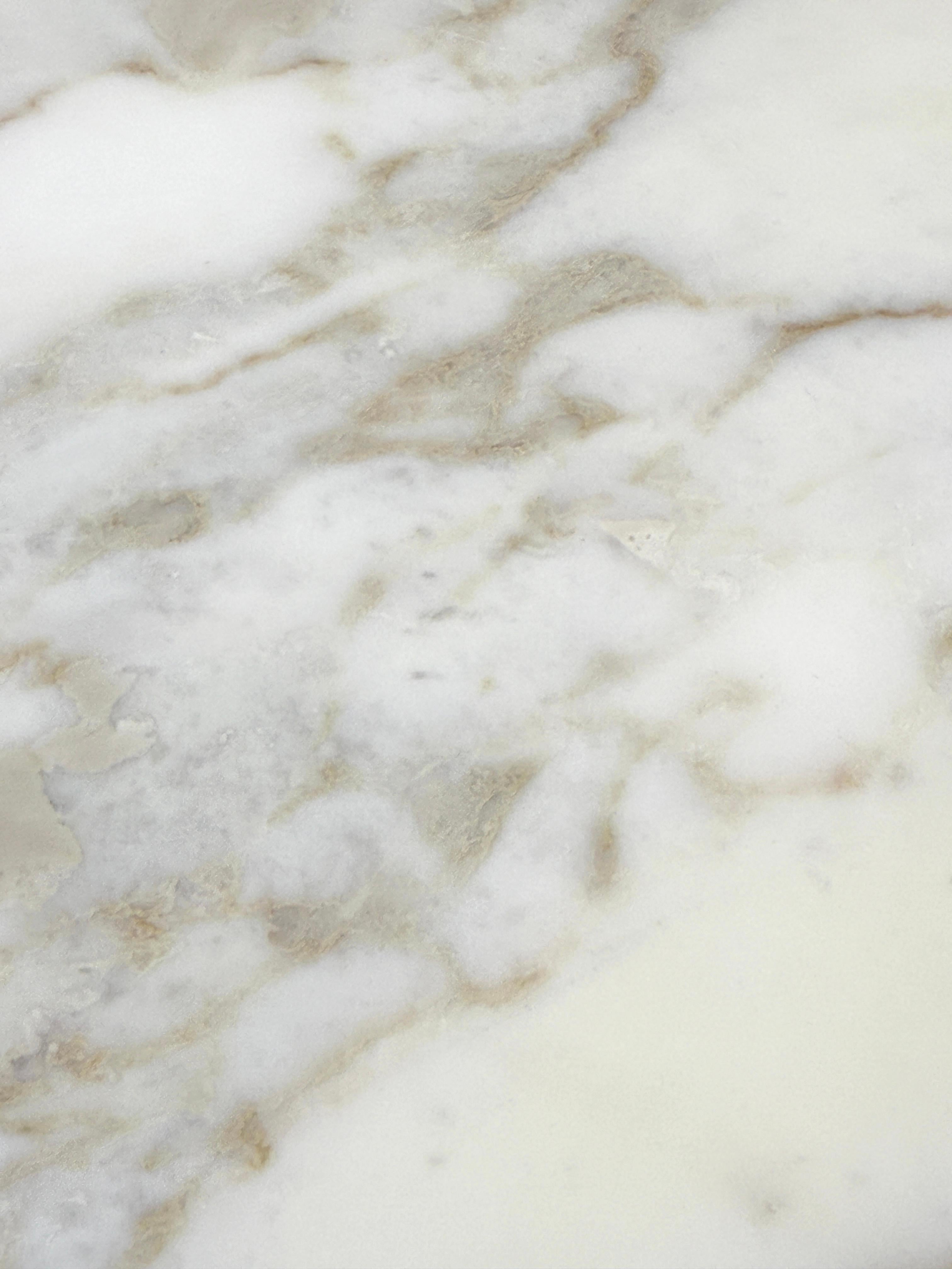 Haut Saarinen Tulip avec plateau en marbre Knoll, première production 42 pouces en vente 2