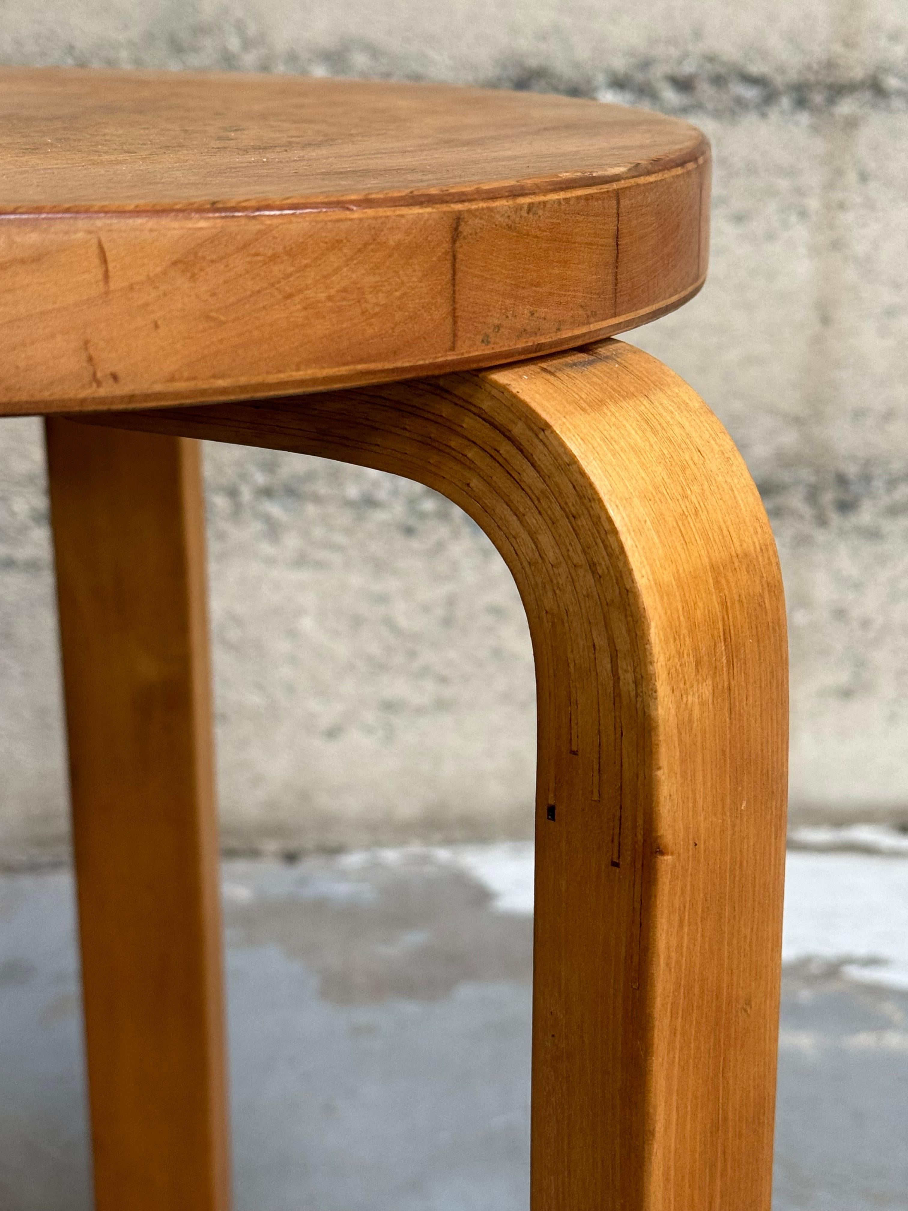 Early Production Alvar Aalto Model 60 Stool Finsven Late 1940s In Good Condition For Sale In Oakland, CA
