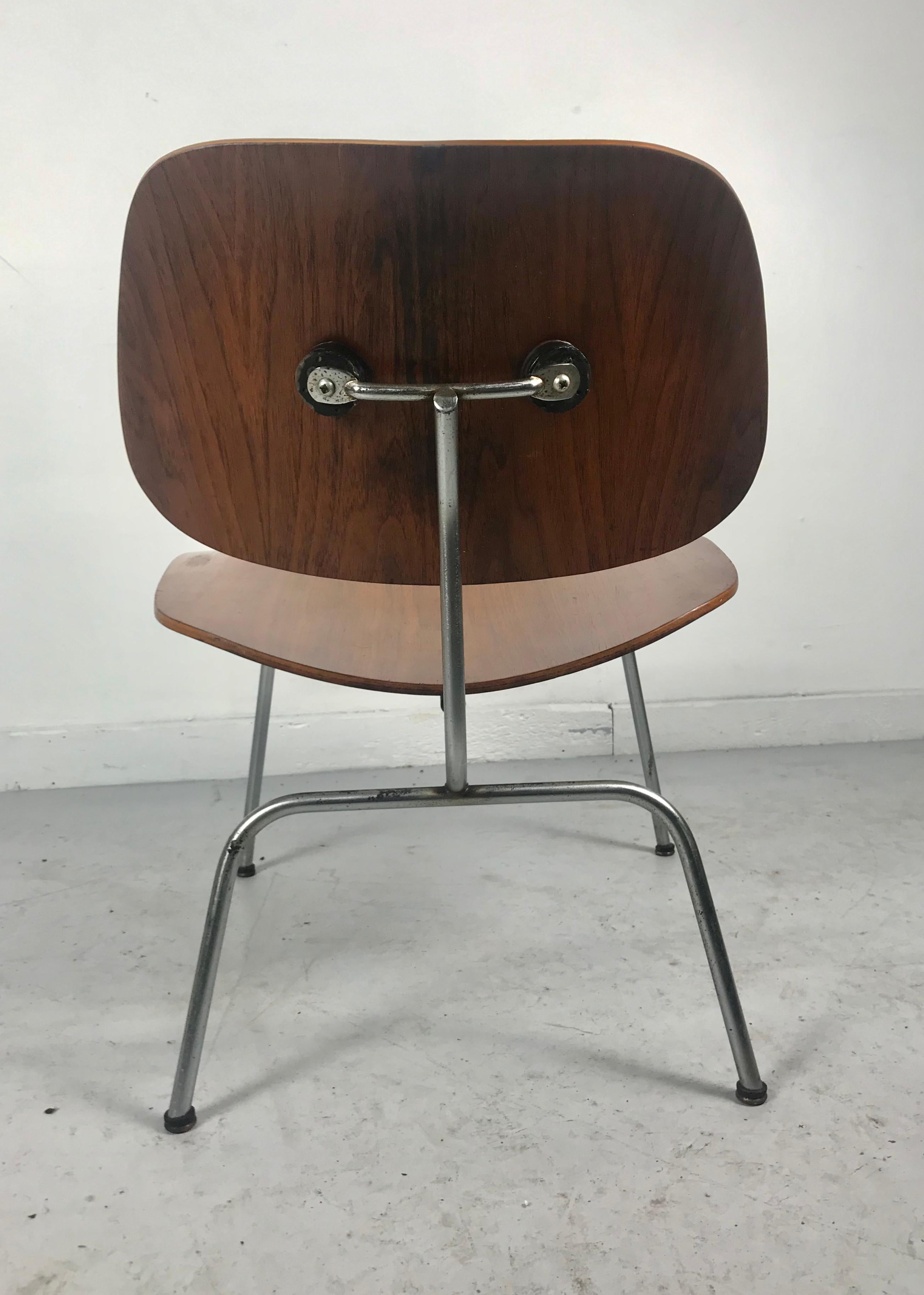 Mid-20th Century Early Production Charles Eames LCM 'Lounge Chair Metal', Original Label