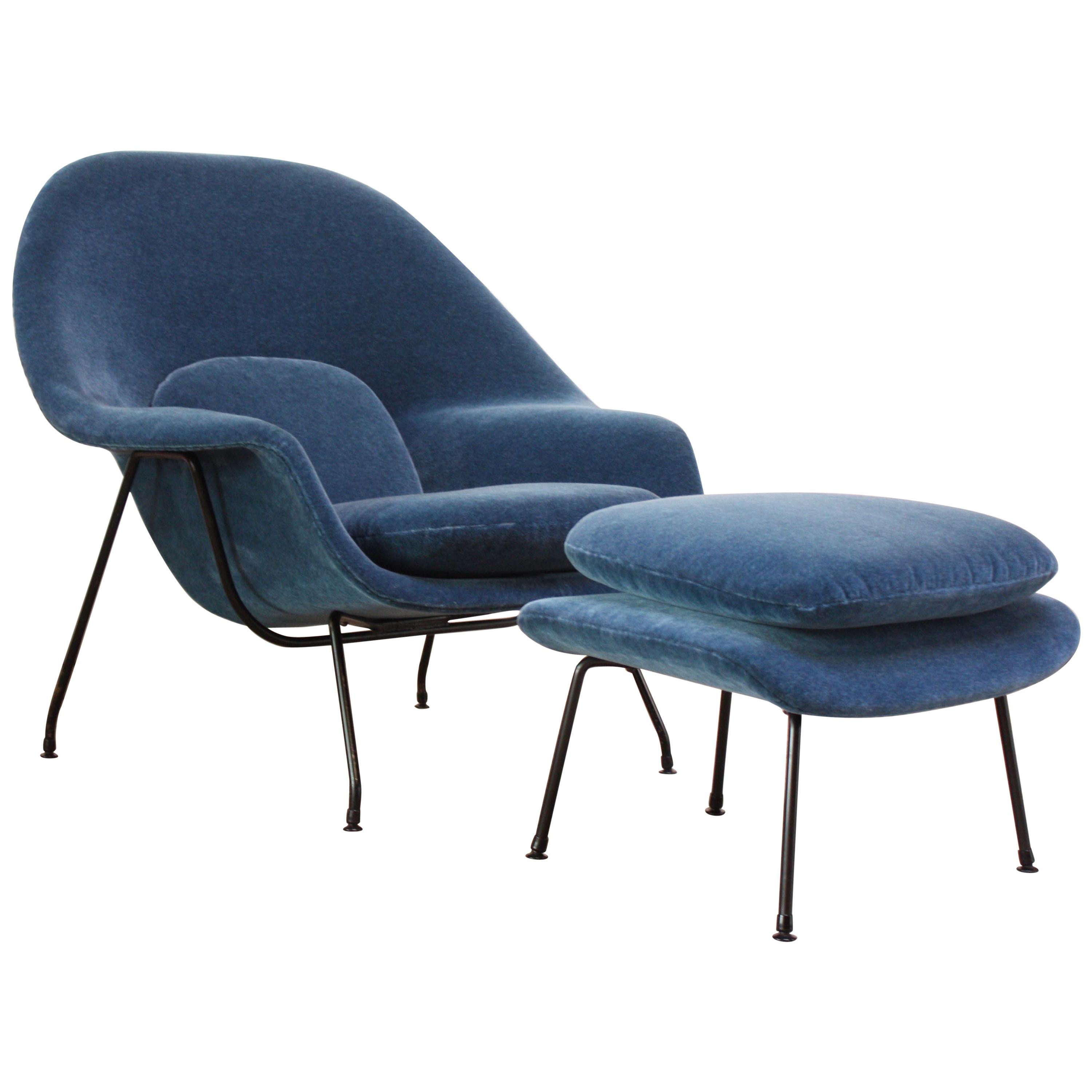 Early Production Eero Saarinen for Knoll Womb Chair and Ottoman