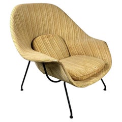 Retro Early Production Eero Saarinen for Knoll Womb Chair / Classic Modern Design