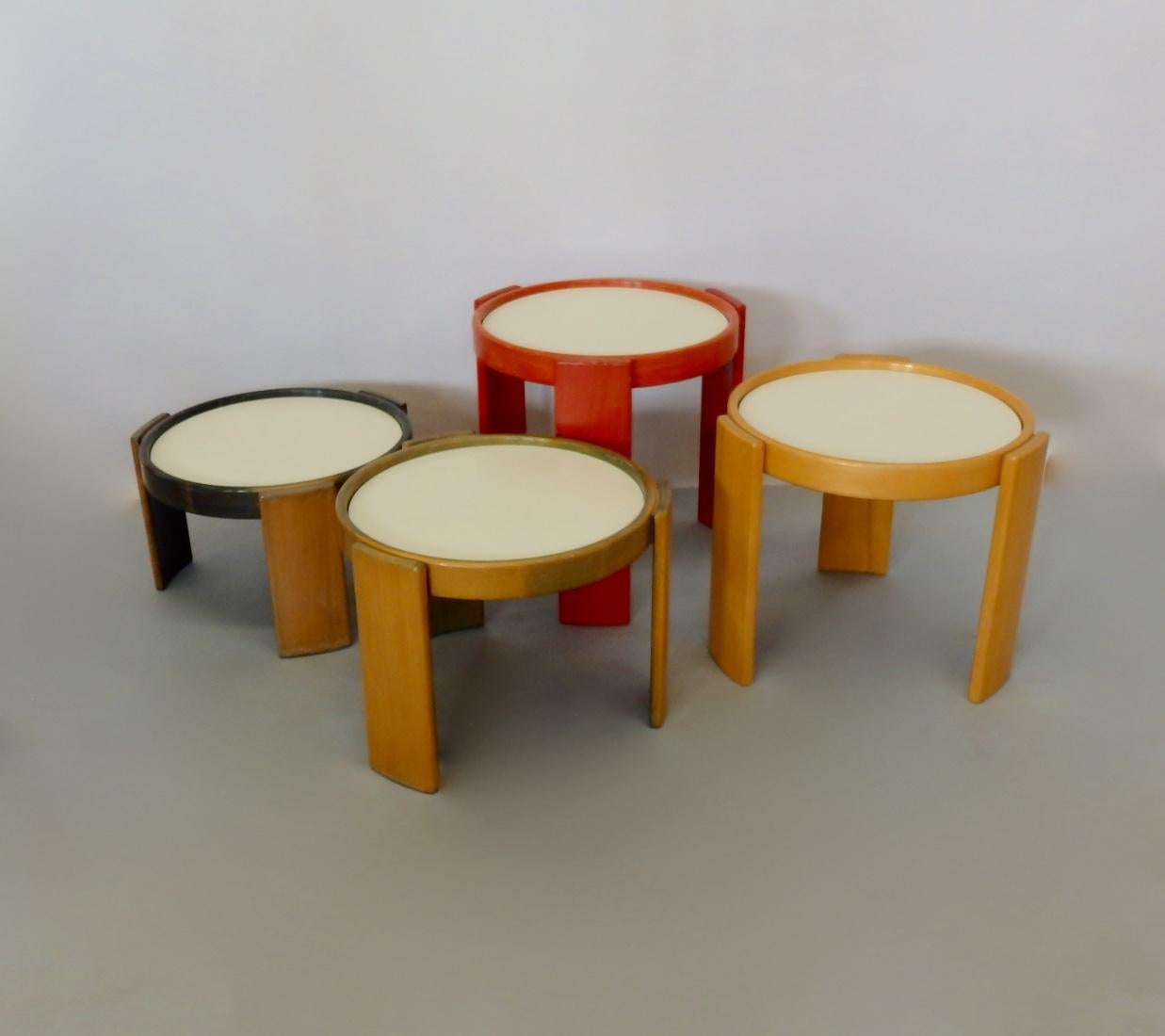Dyed Early Production Gianfranco Frattini for Cassina Nest of Four Flip Top Tables