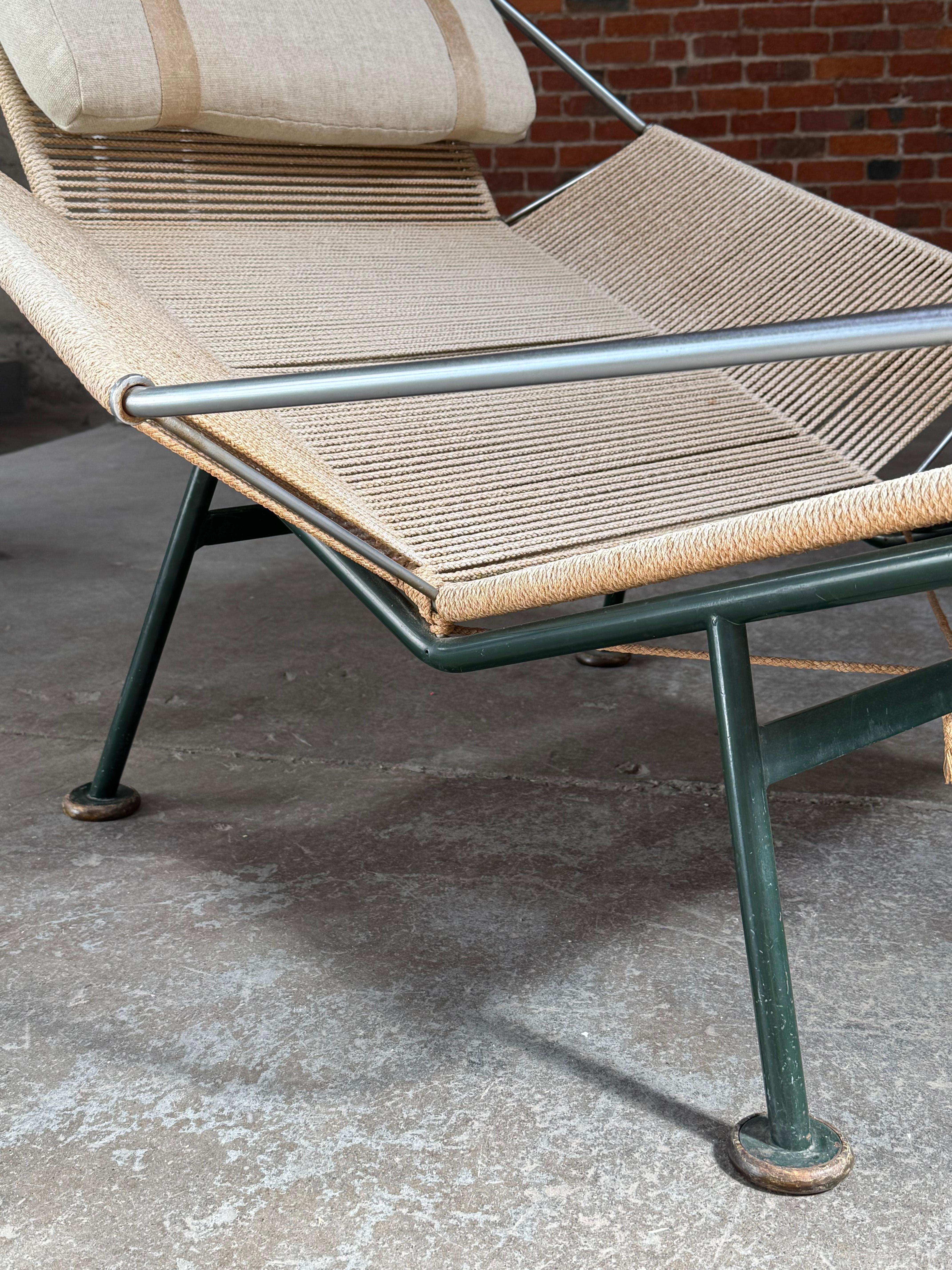 Scandinavo moderno Telaio verde di prima produzioneHans Wegner Flag Halyard Lounge PP225 Getama in vendita