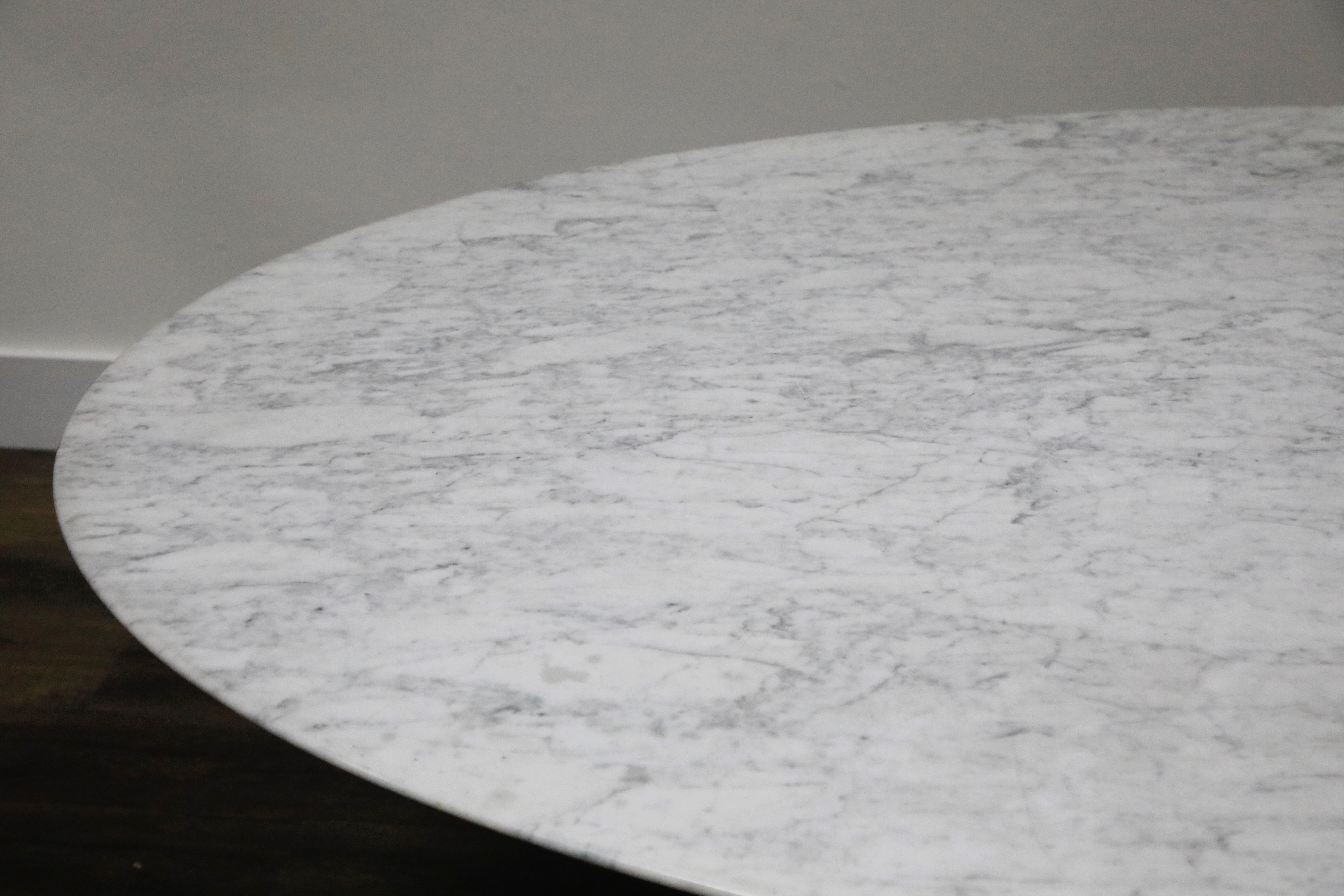 American Early Production Knoll International Oval Marble Tulip Dining Table, Signed 1969