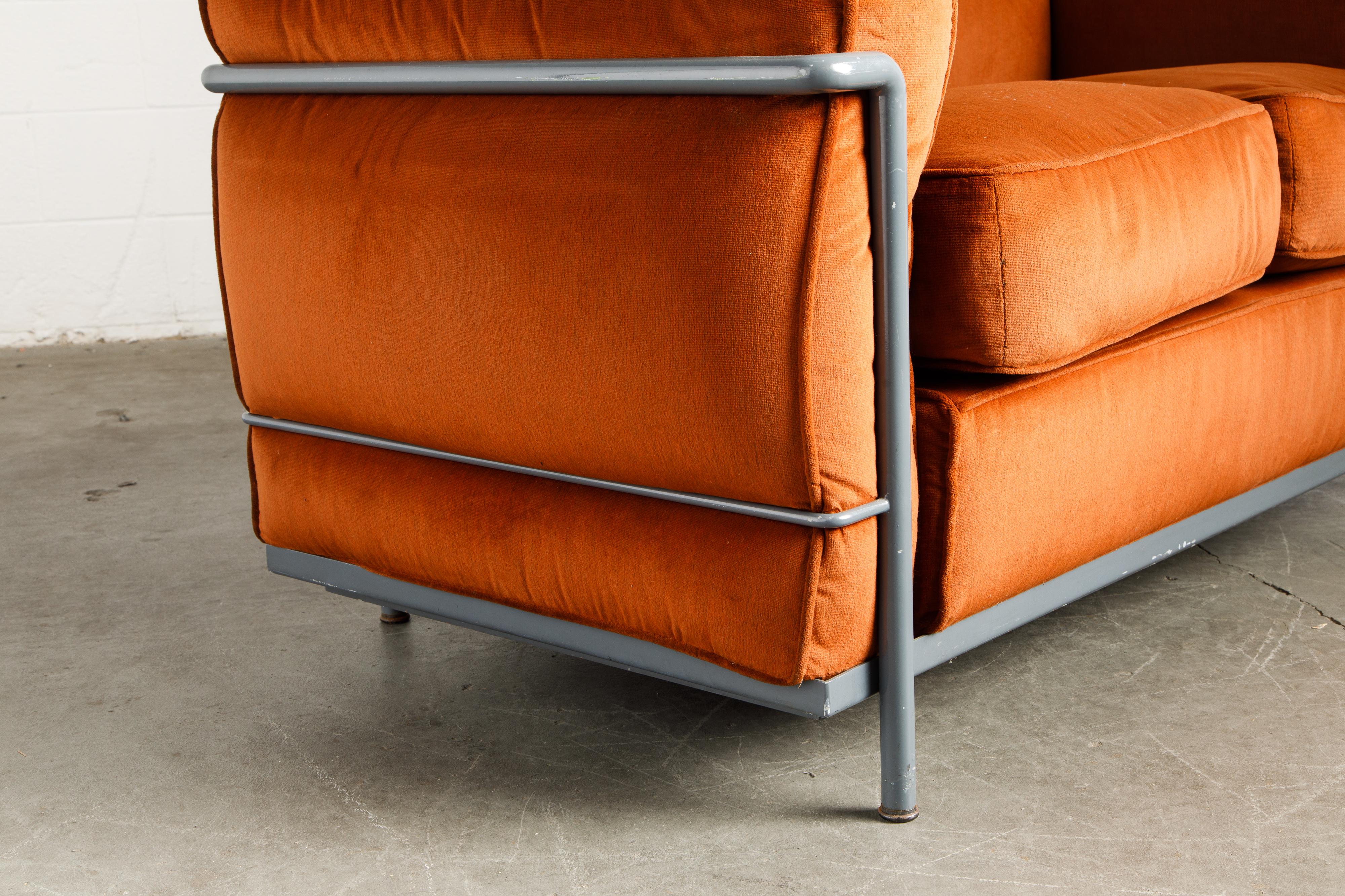 Early Production LC2 Loveseat Sofa by Le Corbusier for Cassina, c. 1965, Signed 7