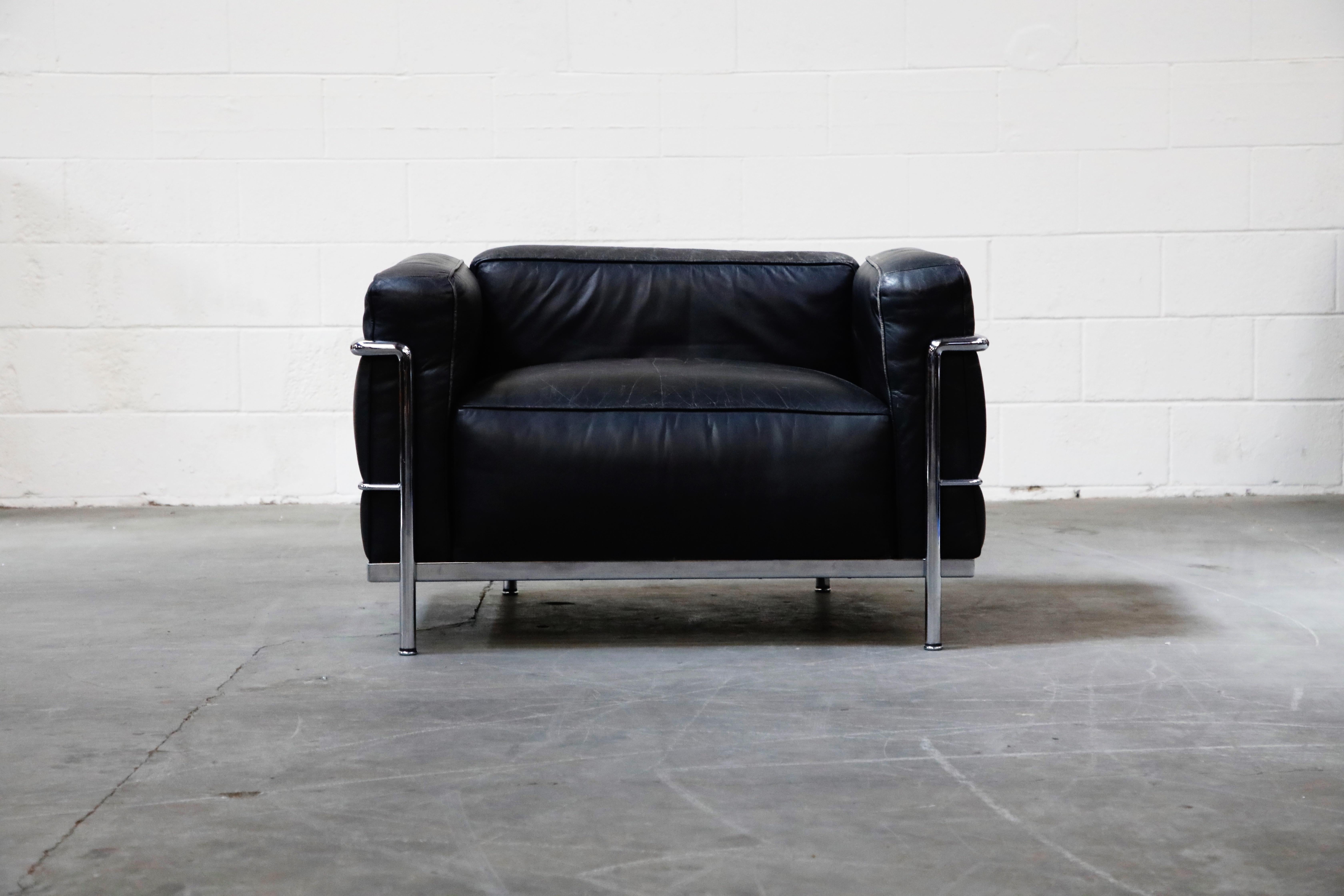 If you want the most comfortable and sizable club chair to sink your heinie into, these Le Corbusier for Cassina (signed) LC3's are the chairs for you (and of course, your heinie). Large and in-charge, the 'LC3 - Grand Modèle' is the pinnacle in