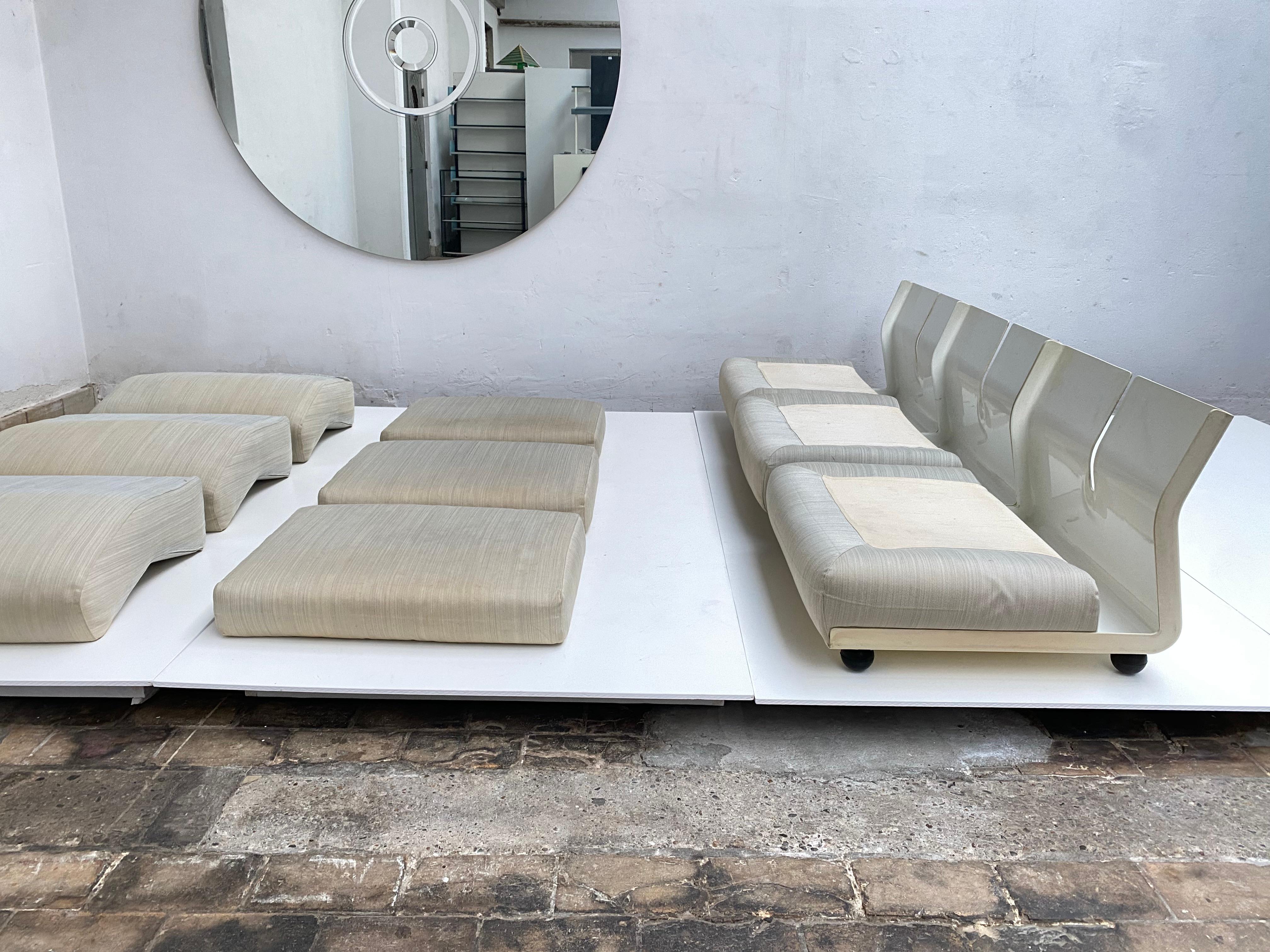 Early Production Mario Bellini 'Amanta' Modular Sofa Set + Table C&B Italia 1966 For Sale 13