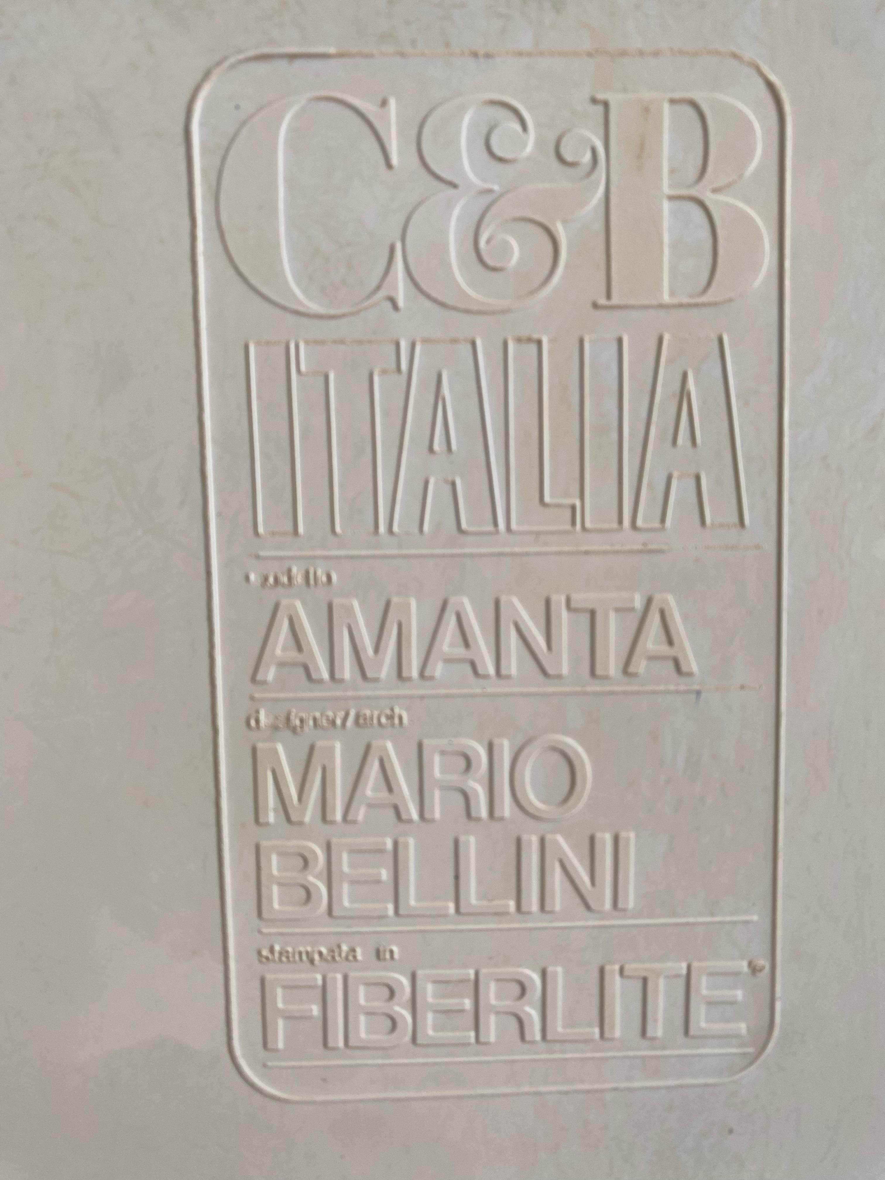Early Production Mario Bellini 'Amanta' Modular Sofa Set + Table C&B Italia 1966 For Sale 1