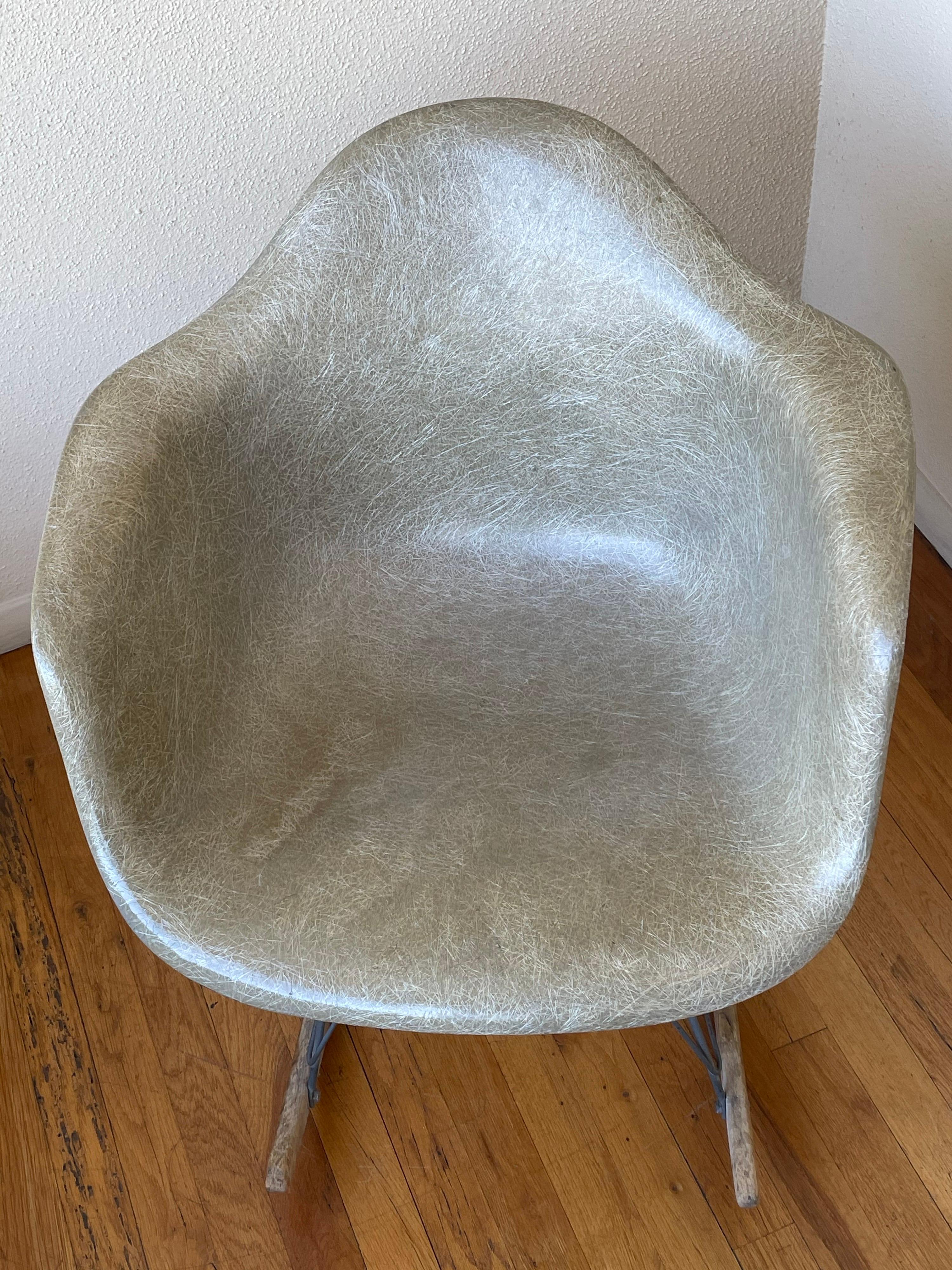 Mid-Century Modern Early Production Original Eames Rocker for Zenith Plastics Rope Edge & Tag