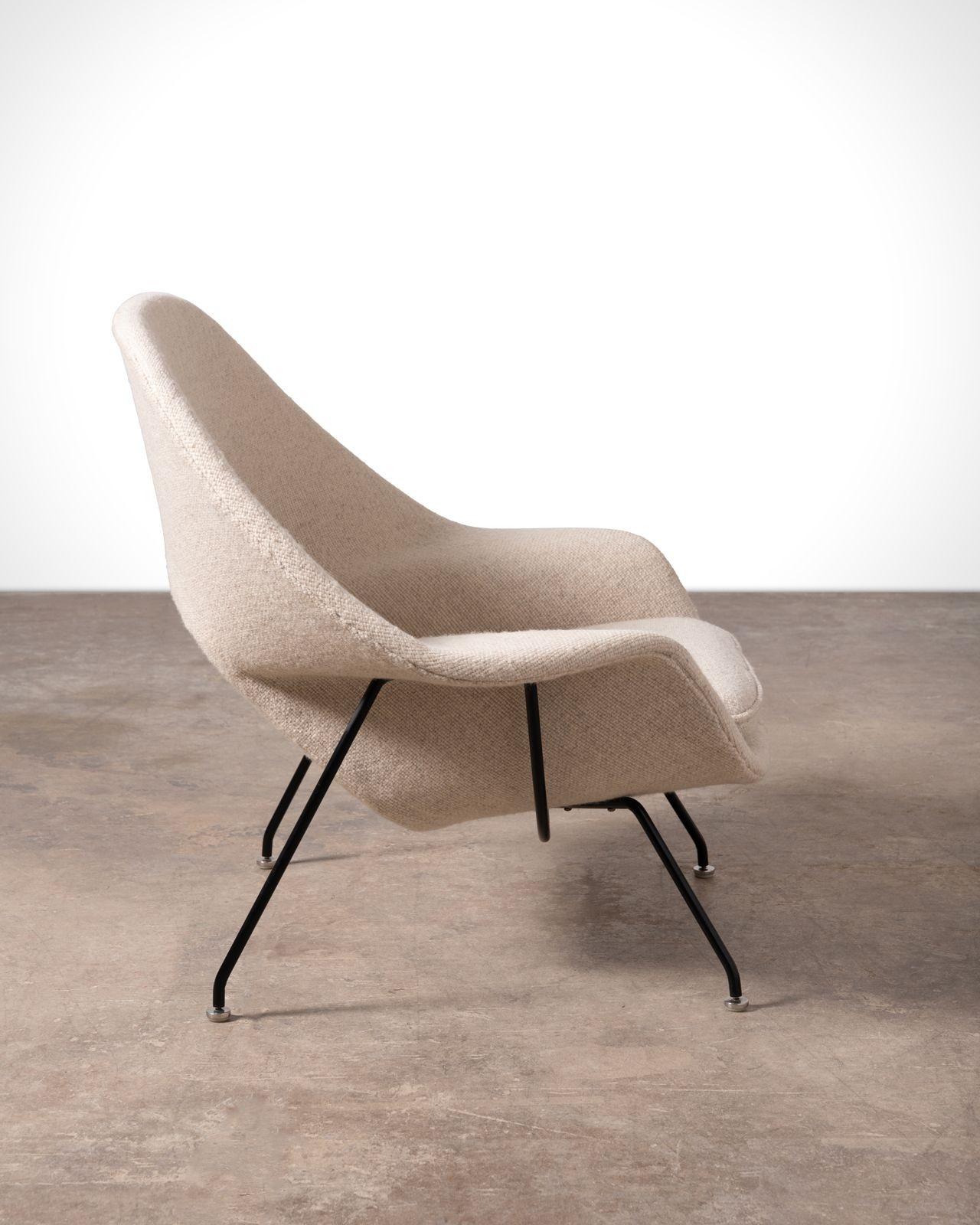 Early Production Pair of Womb Chairs & Ottomans by Eero Saarinen for Knoll 4
