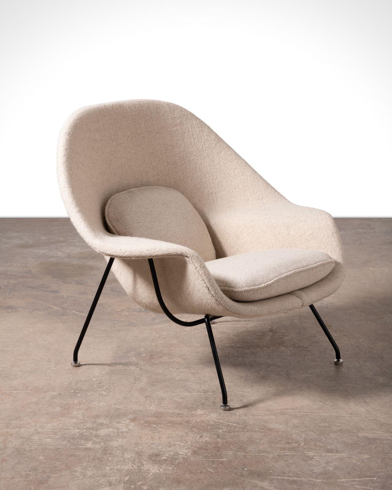 Early Production Pair of Womb Chairs & Ottomans by Eero Saarinen for Knoll 2