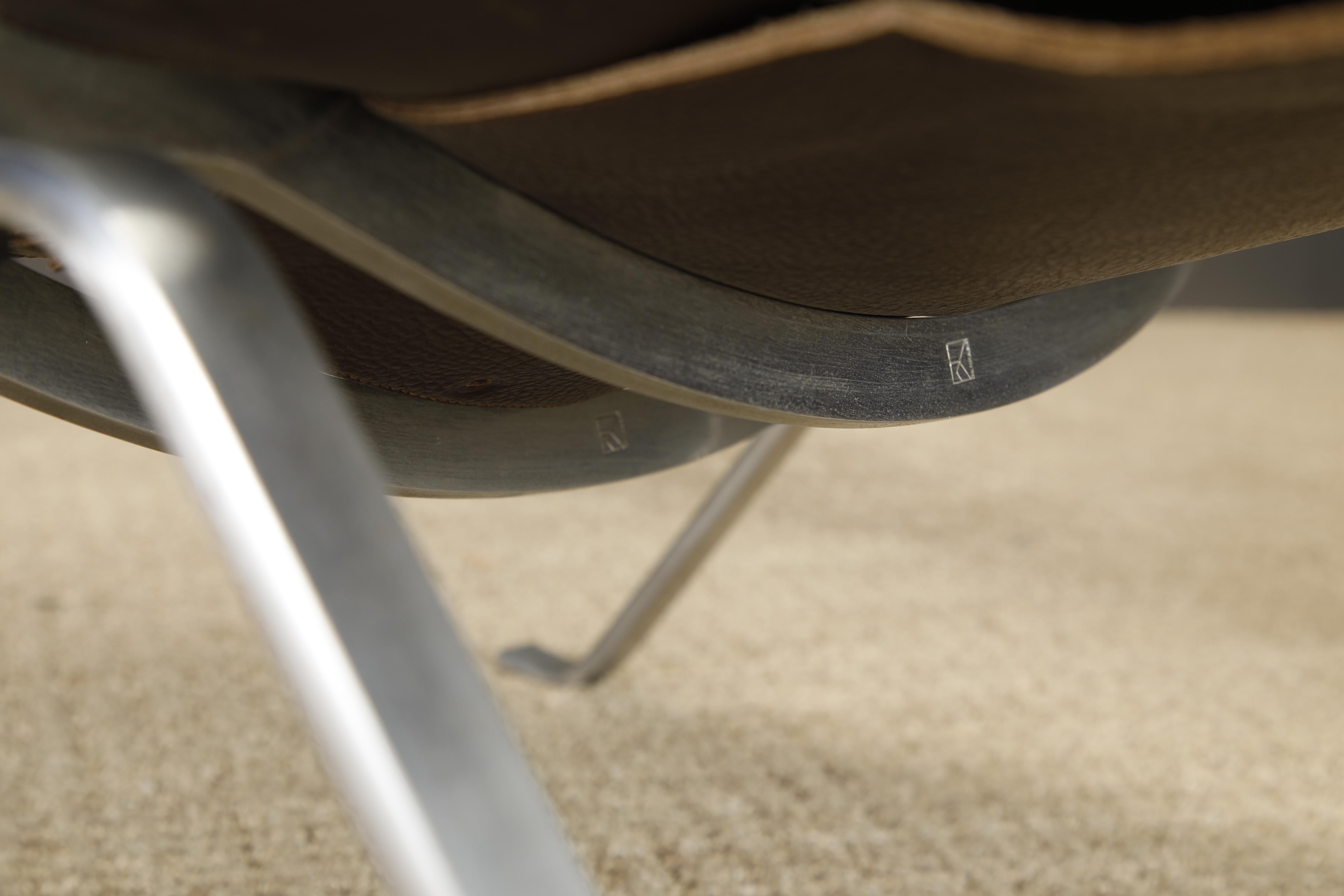 Chaise longue 'PK-22' de Poul Kjærholm pour EKC, doublement signée en vente 4