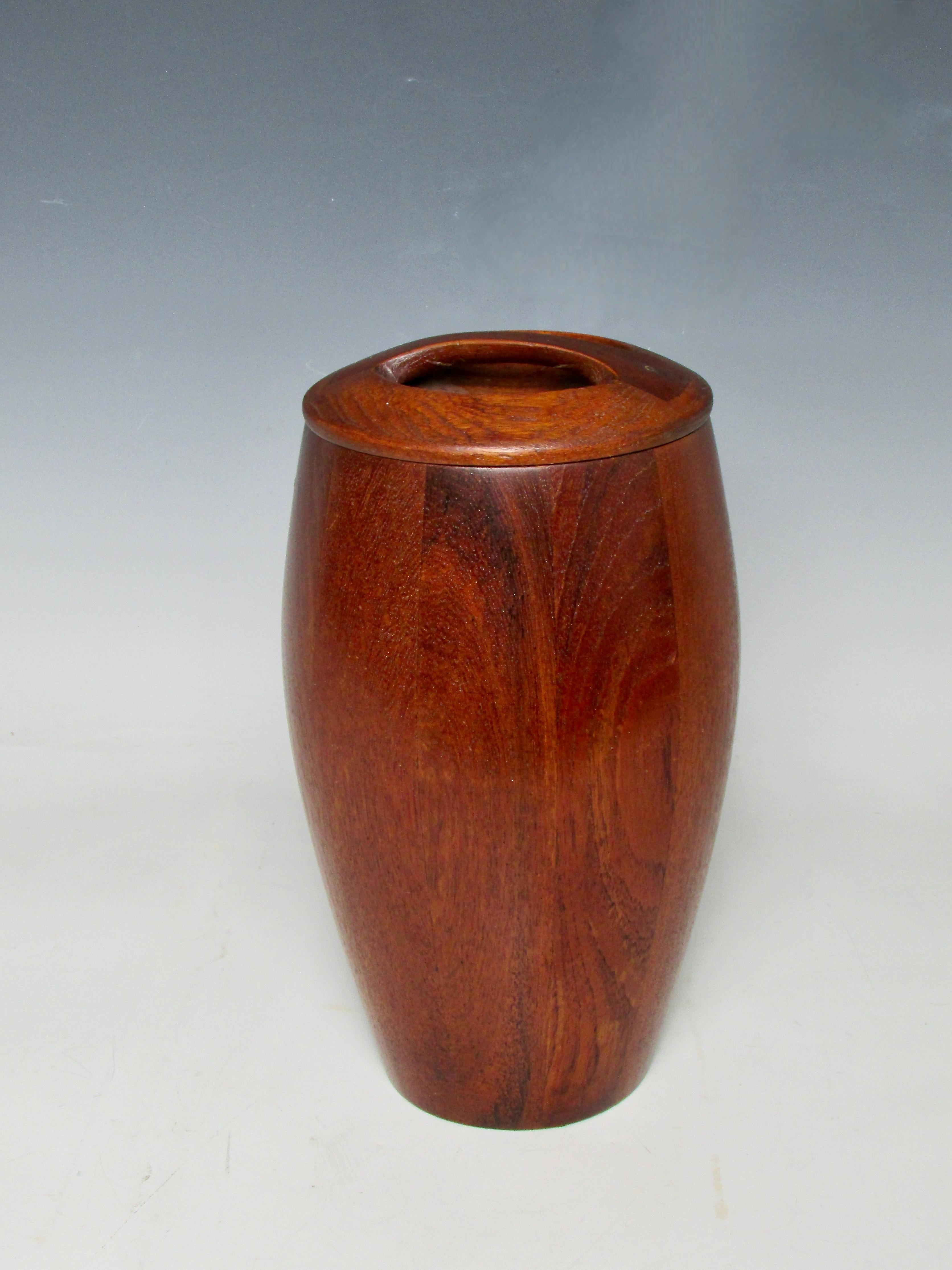 Mid-Century Modern Early Production Rare Teak Ice Bucket by Jens Quistgaard for Dansk For Sale