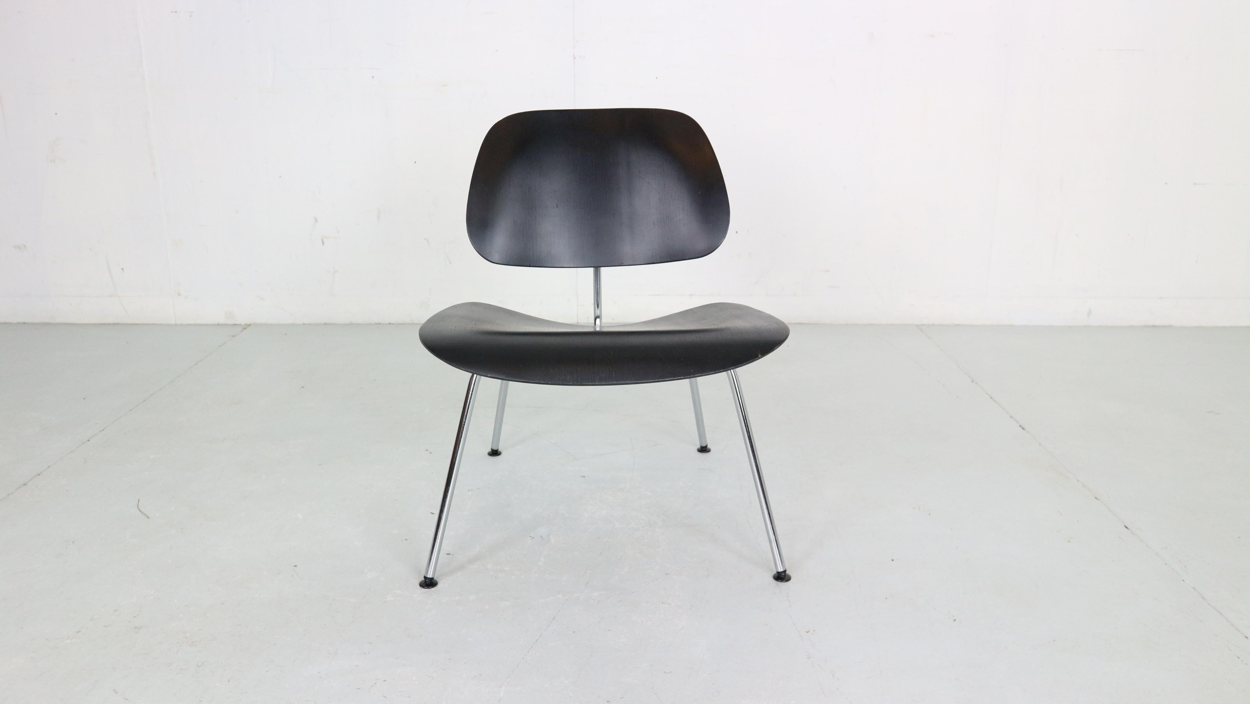 American Early Production Ray & Charles Eames for Herman Miller Black 