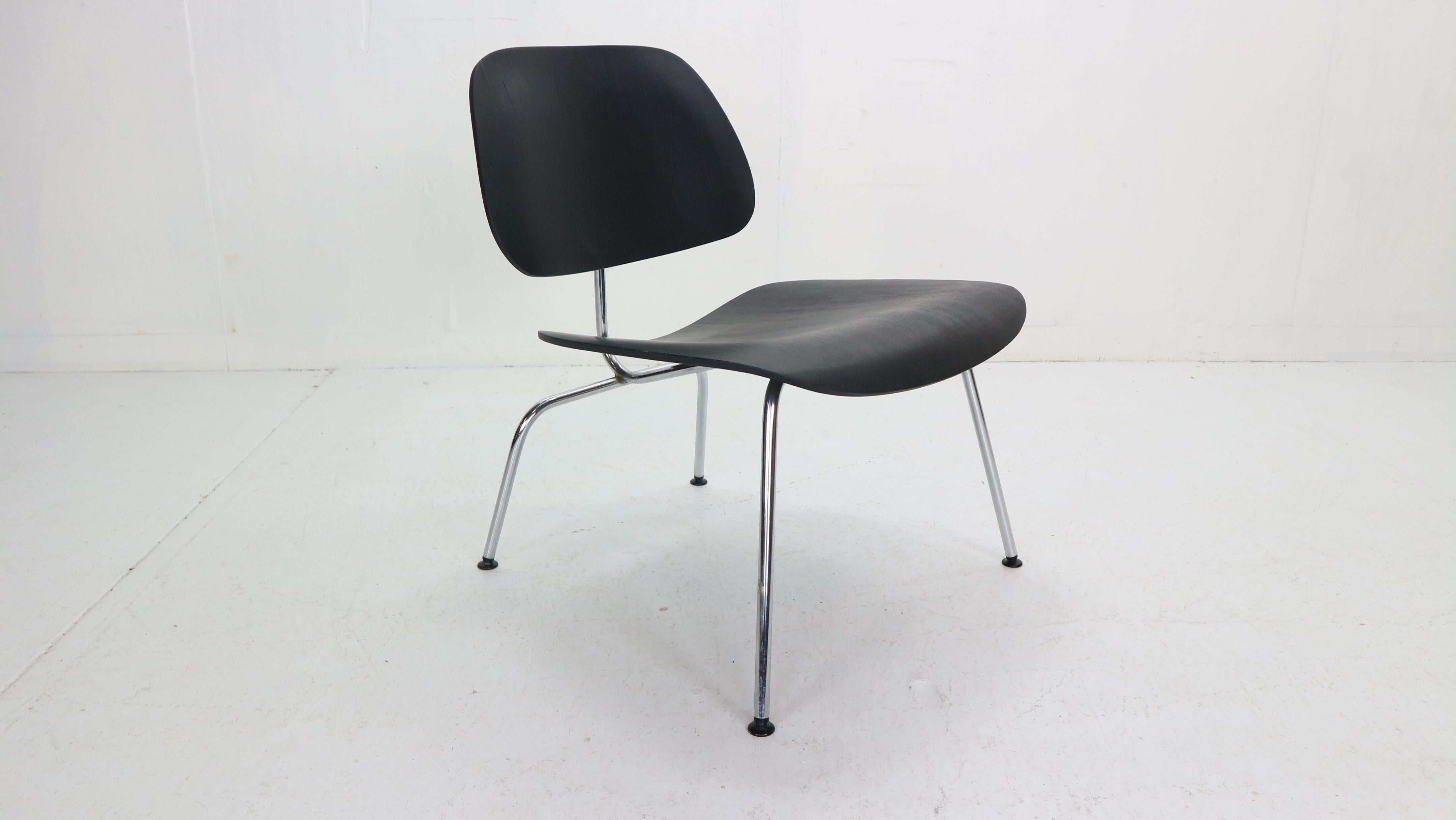 Early Production Ray & Charles Eames for Herman Miller Black 