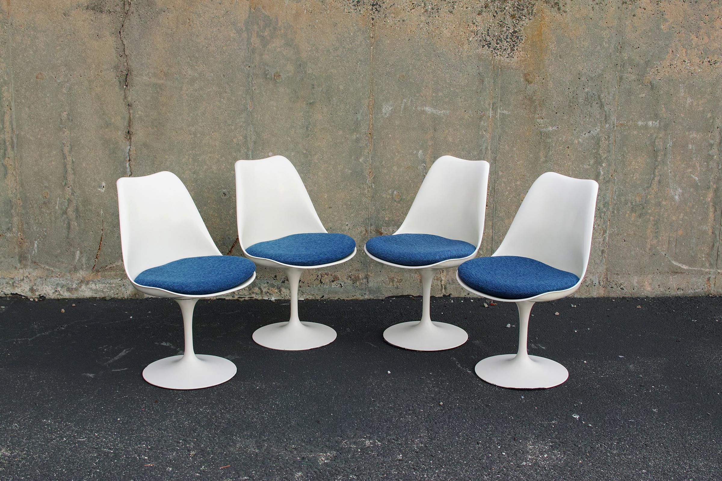 Aluminum Early Production Saarinen Tulip Dining Chairs