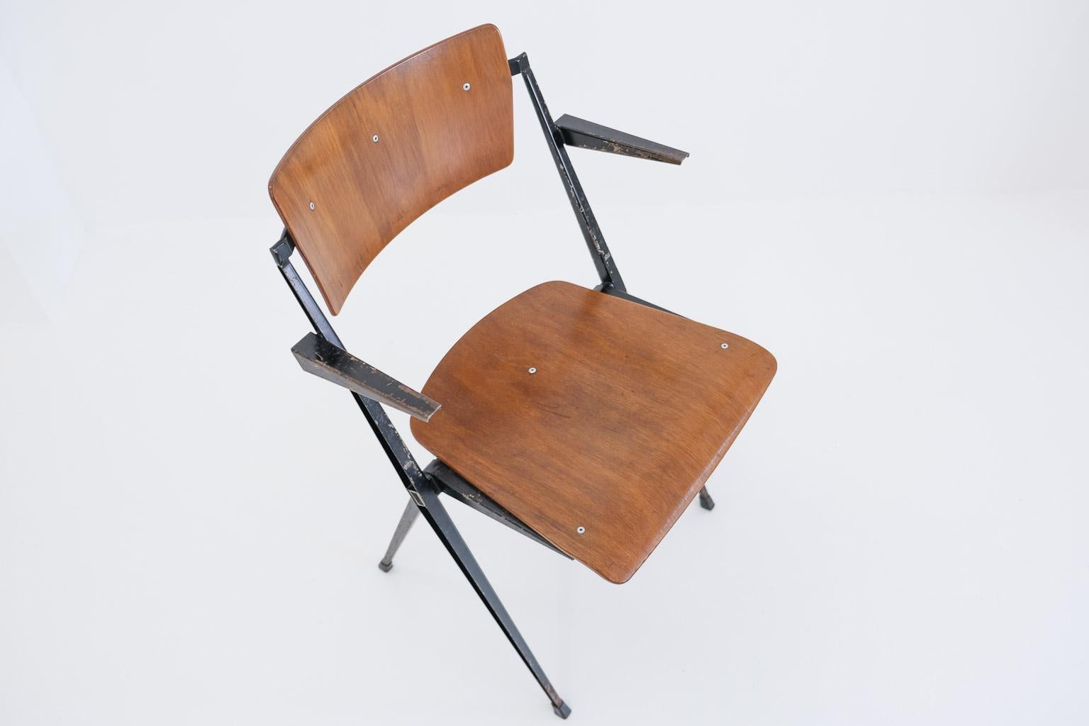 Early Pyramid Arm Chair by Wim Rietveld for Ahrend de Cirkel from Feb. 1964 For Sale 8