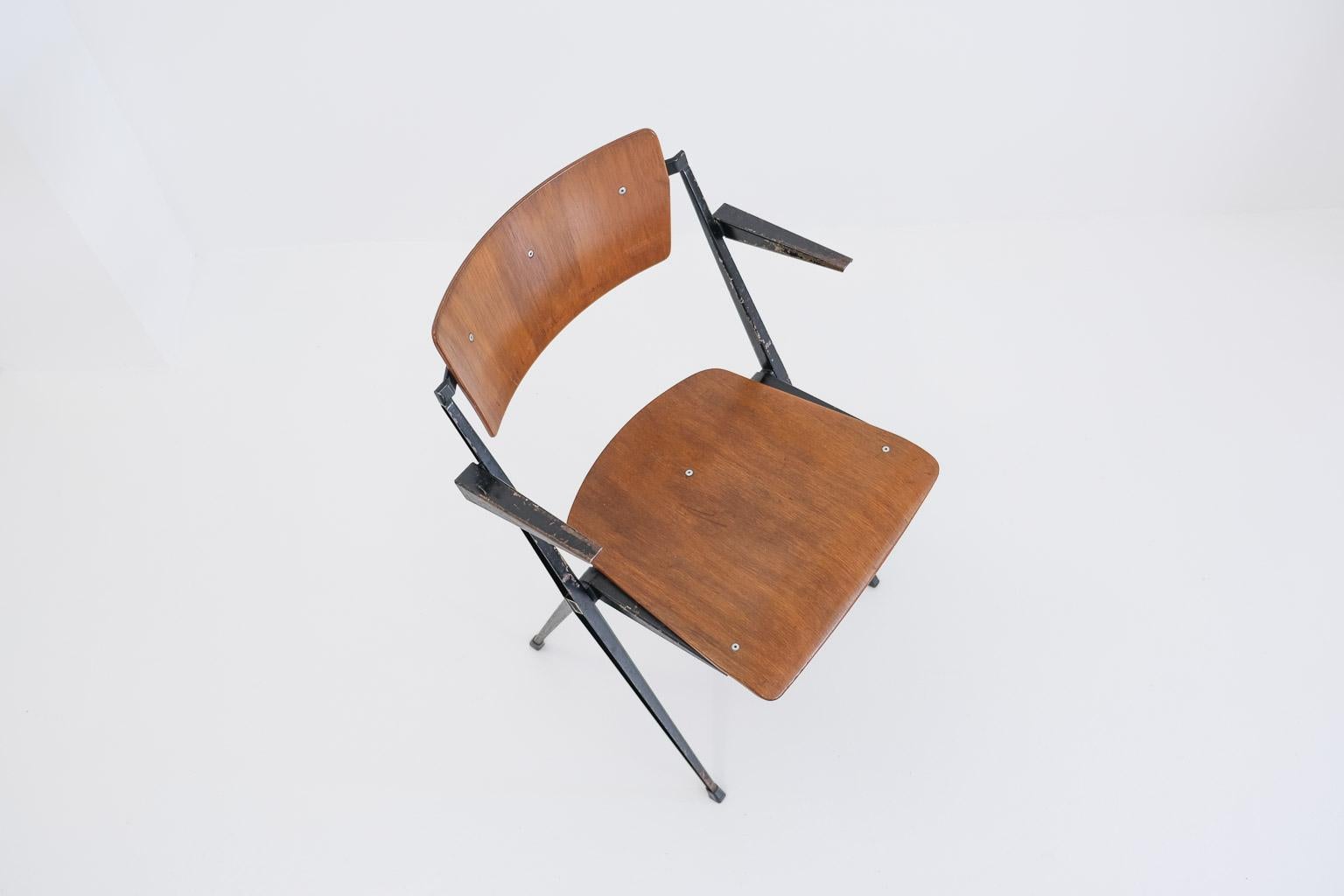 Early Pyramid Arm Chair by Wim Rietveld for Ahrend de Cirkel from Feb. 1964 For Sale 9