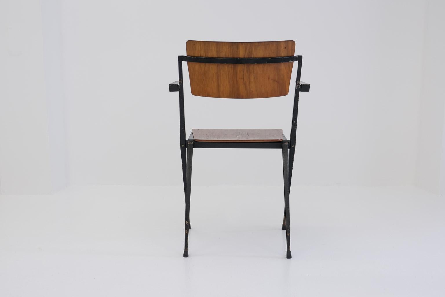 Steel Early Pyramid Arm Chair by Wim Rietveld for Ahrend de Cirkel from Feb. 1964 For Sale