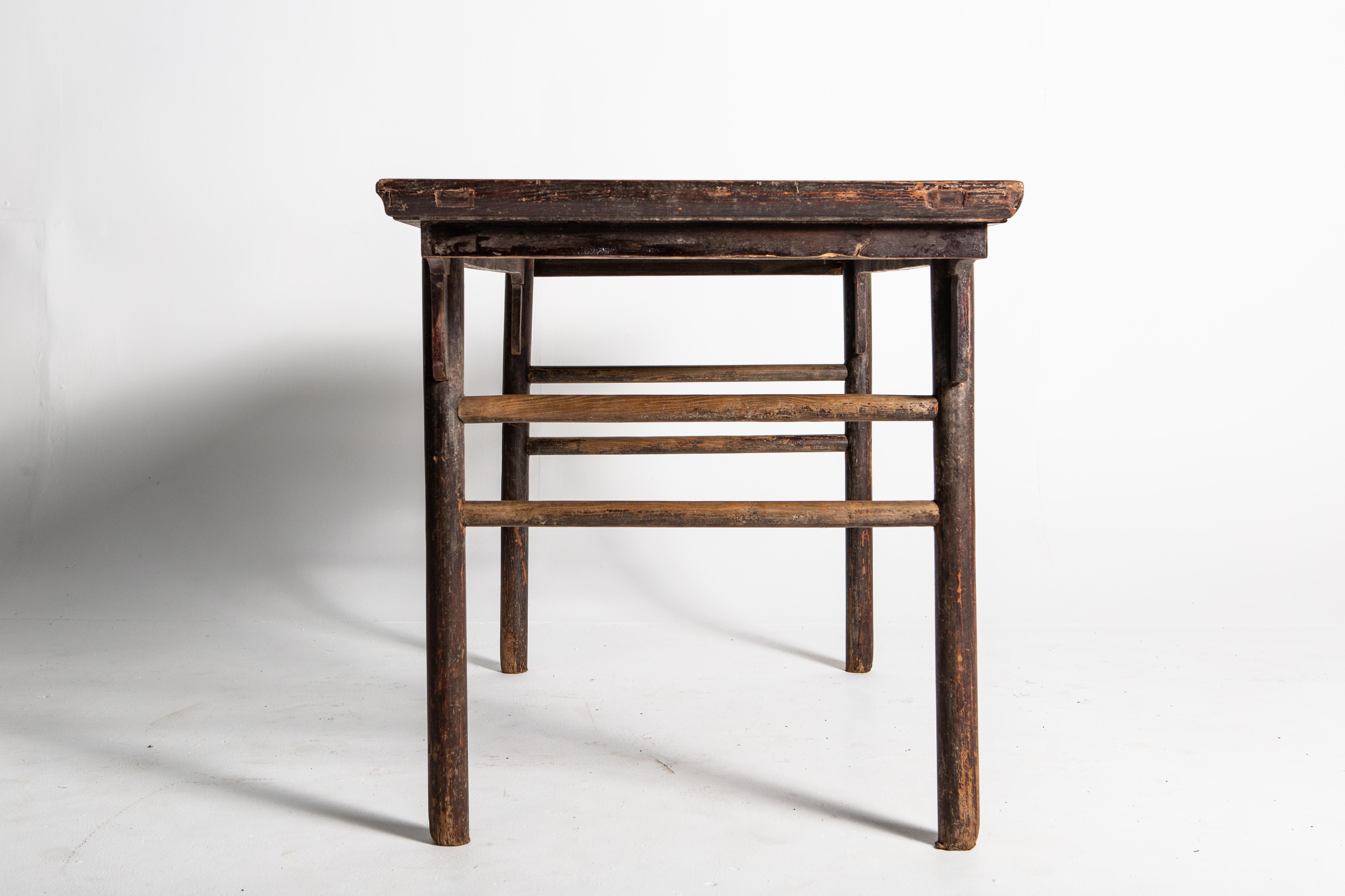 Early Qing Dynasty Chinese Scholar’s Table In Good Condition In Chicago, IL