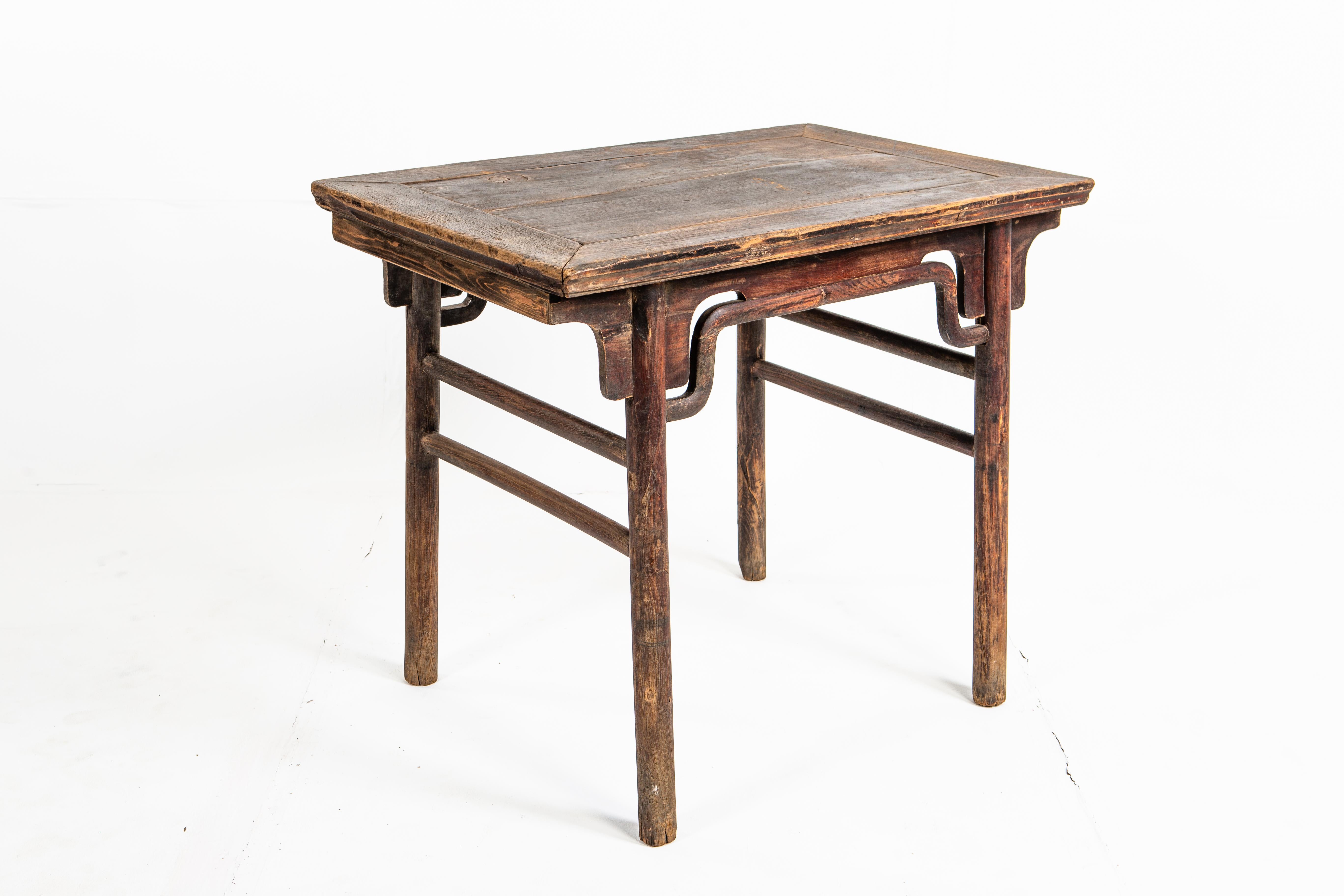 Early Qing Dynasty Painting Table (Chinesisch)