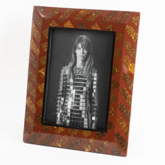 Cadre photo en résine et coquille de noix de coco Augousti R et Y, début de siècle