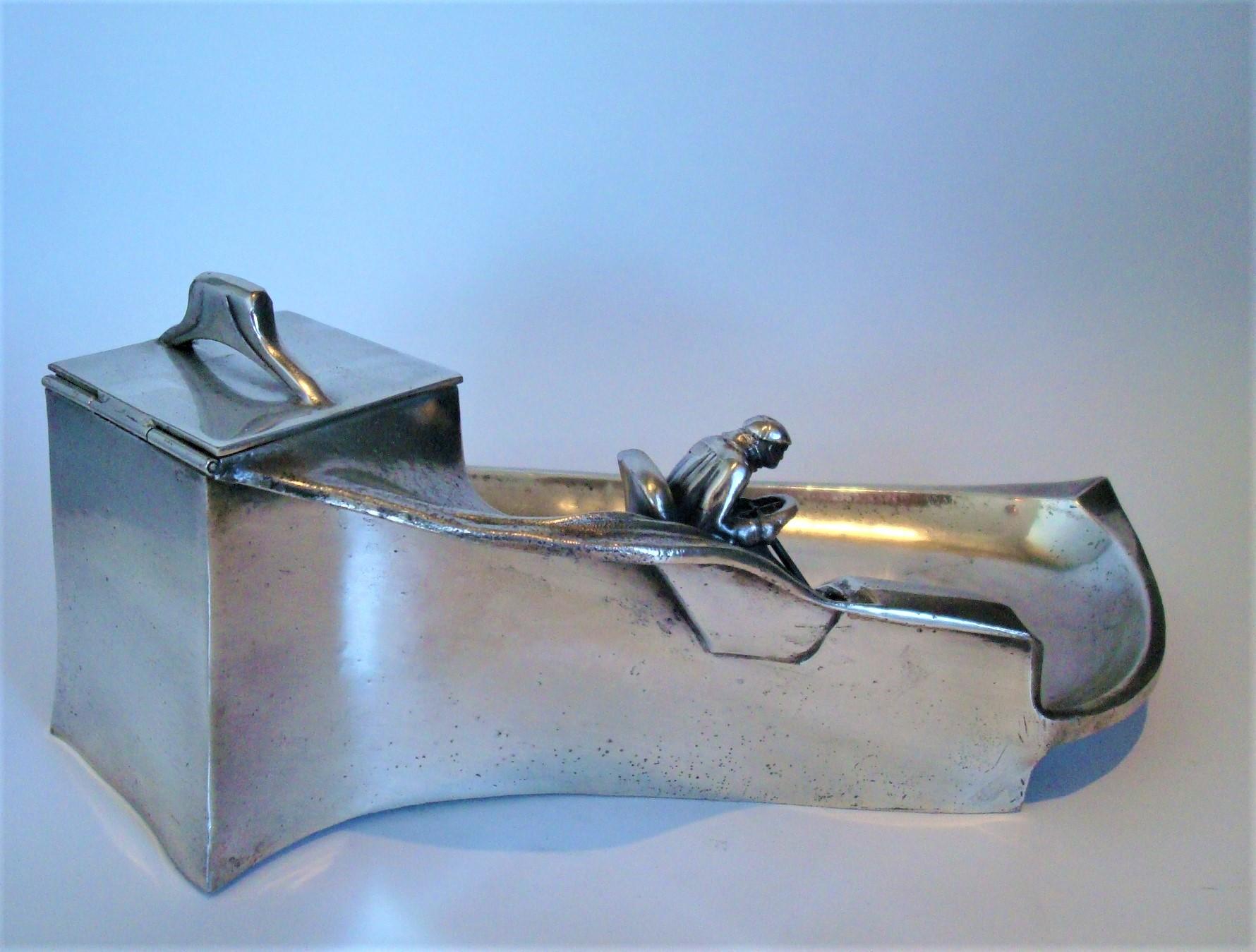 Early Racing Car Sculpture Desk Piece / Inkwell, ca. 1905-1915 Automobilia In Good Condition In Buenos Aires, Olivos