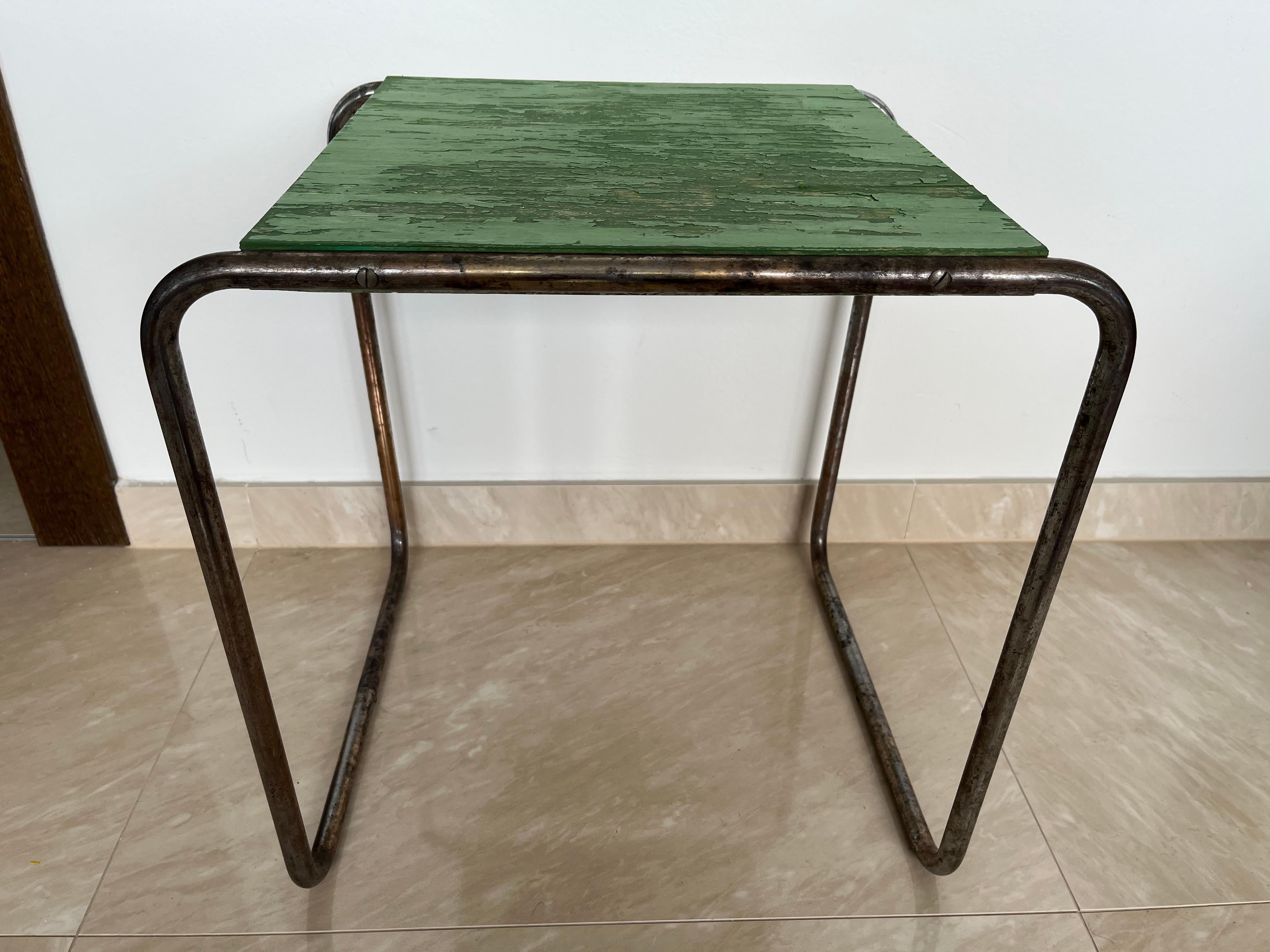 Early Rare Bauhaus Colored Nesting Tables B9, Marcel Breuer/ Thonet License For Sale 4