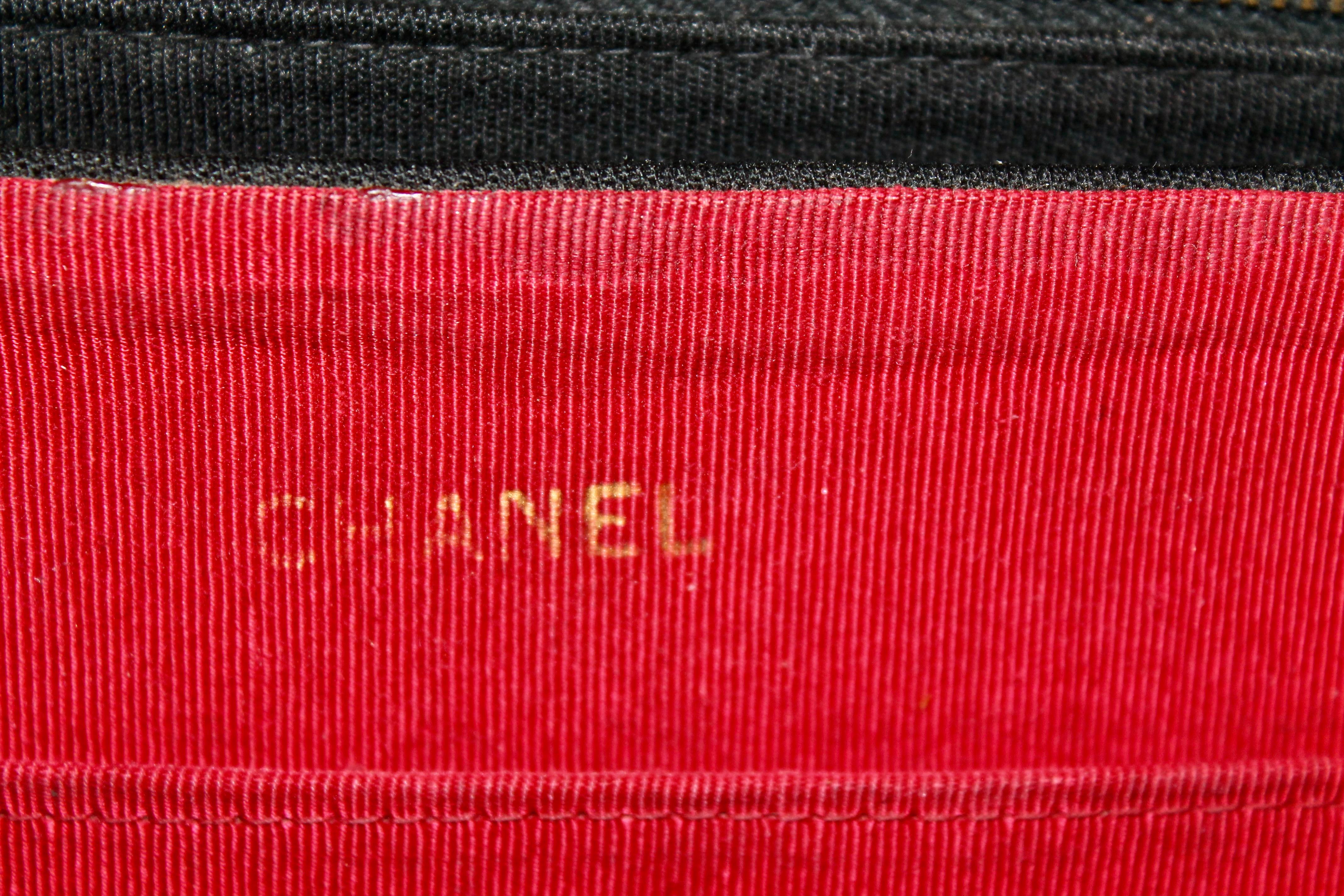 Frühe seltene Chanel Quilted Jersey Gold Link Chain Tasche im Angebot 11