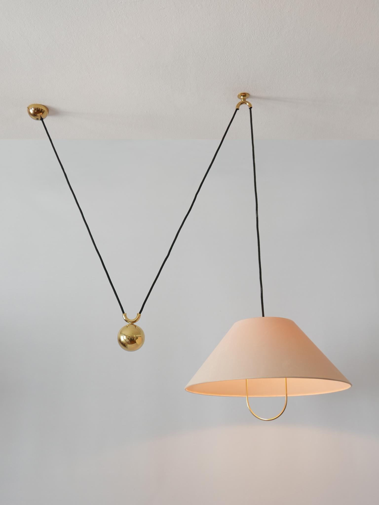 Early, Rare & Elegant Counterweight Pendant Lamp by Florian Schulz Germany 1960s In Good Condition In Munich, DE