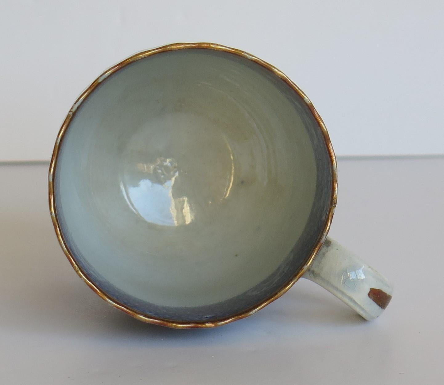 Tasse à café des débuts Bleu et Blanc garçon sur un Buffalo Ptn probablement Spode, vers 1790 en vente 6