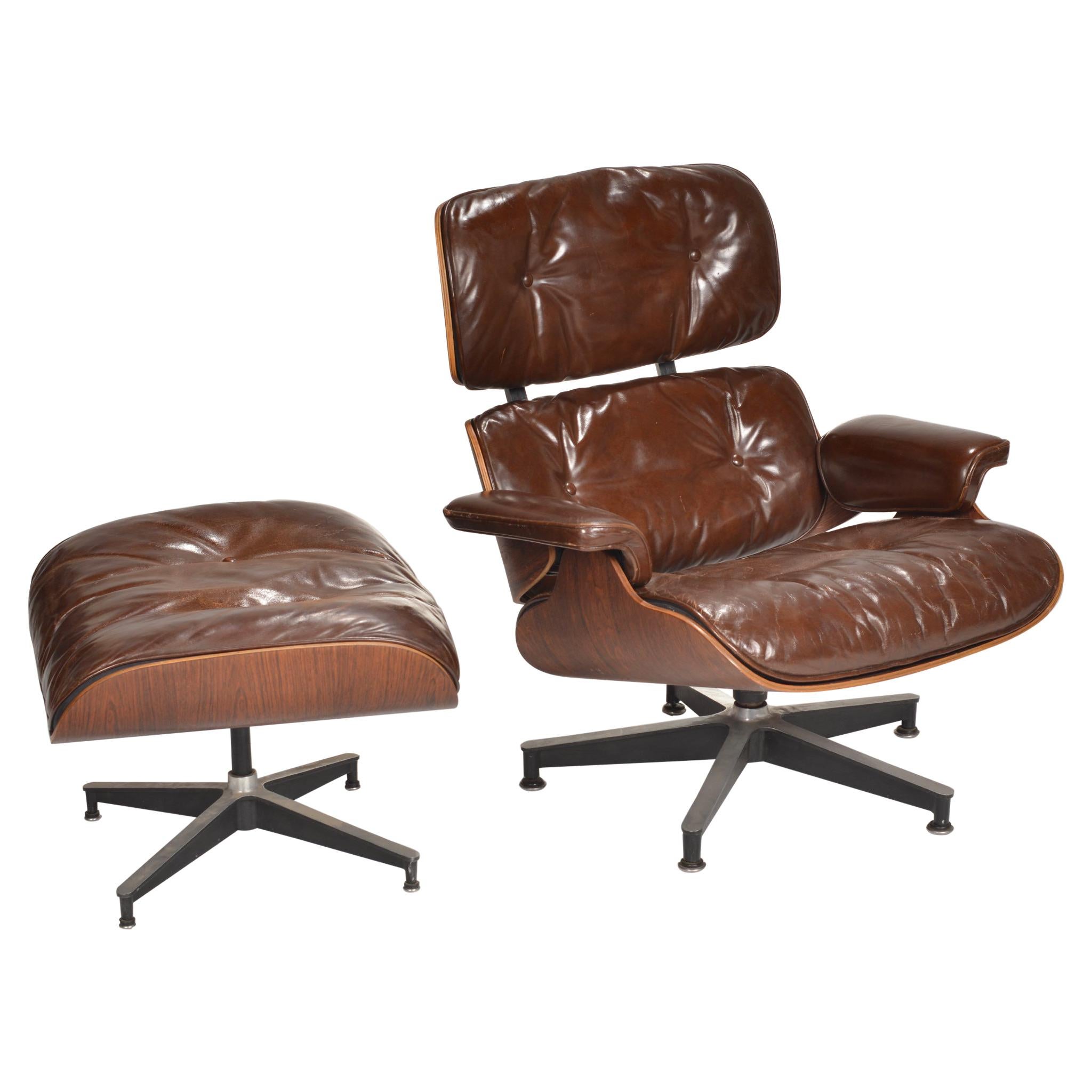 Early Ray & Charles Eames for Herman Miller Lounge Chair and Ottoman in Rosewood