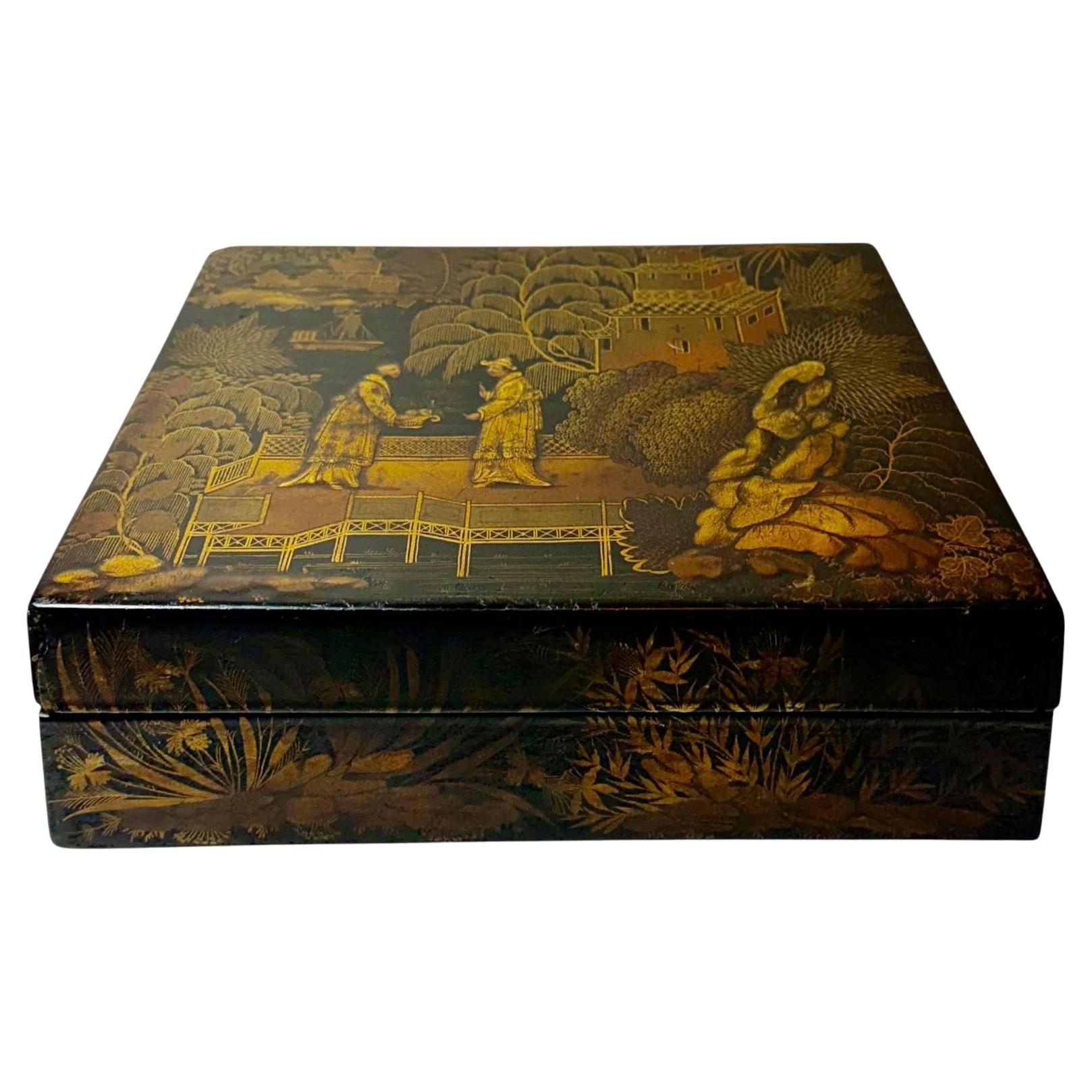 Boîte à Chinoiserie en laque noire anglaise du début de la Régence